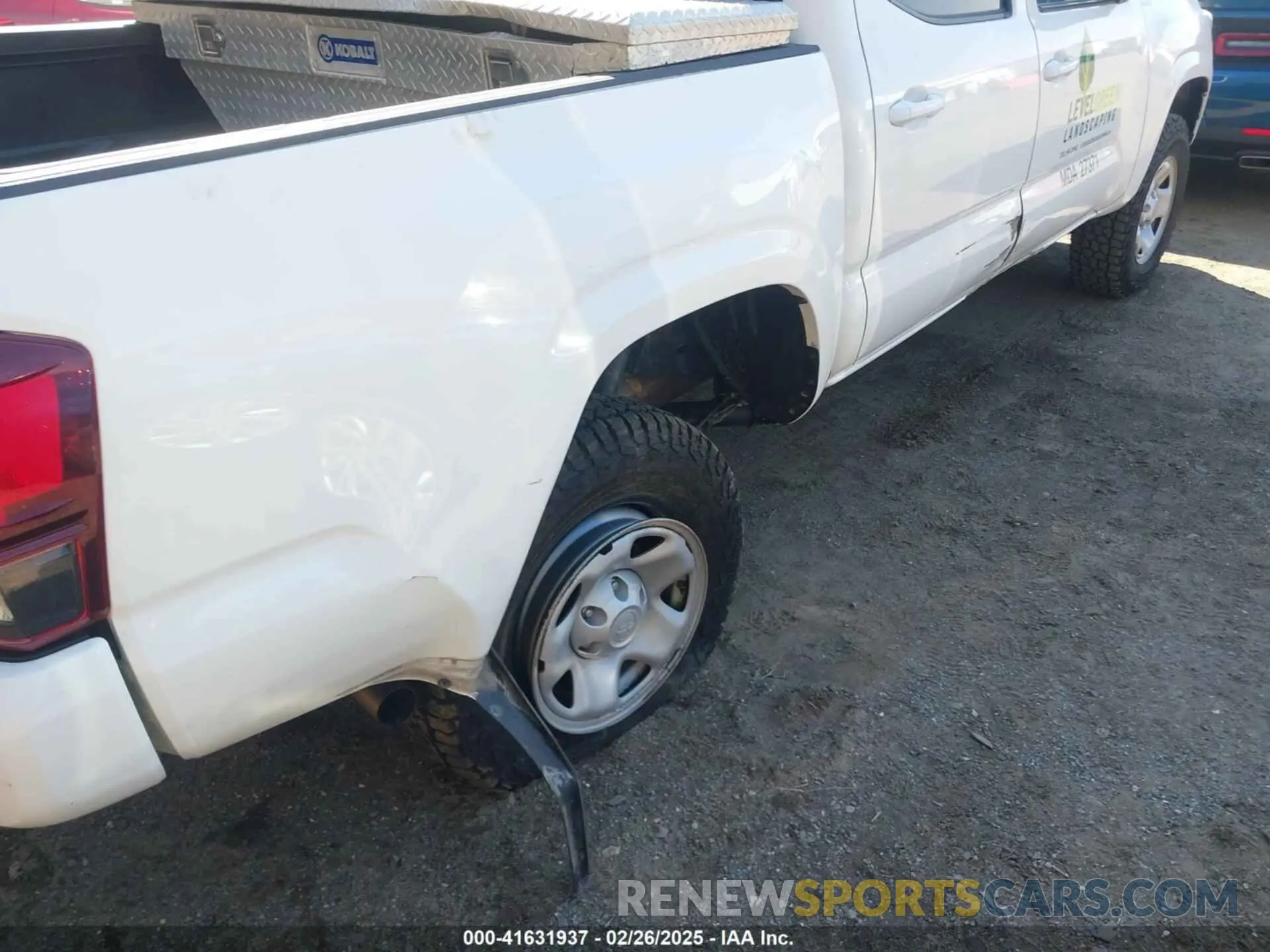 6 Photograph of a damaged car 3TMCZ5AN0MM442855 TOYOTA TACOMA 2021