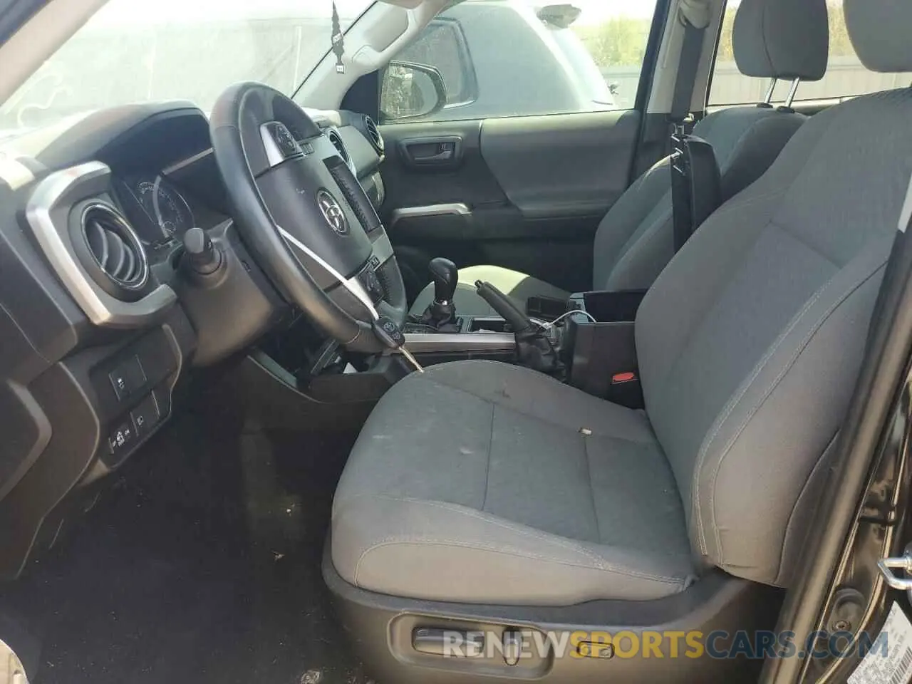 7 Photograph of a damaged car 3TMCZ5AN1MM377594 TOYOTA TACOMA 2021