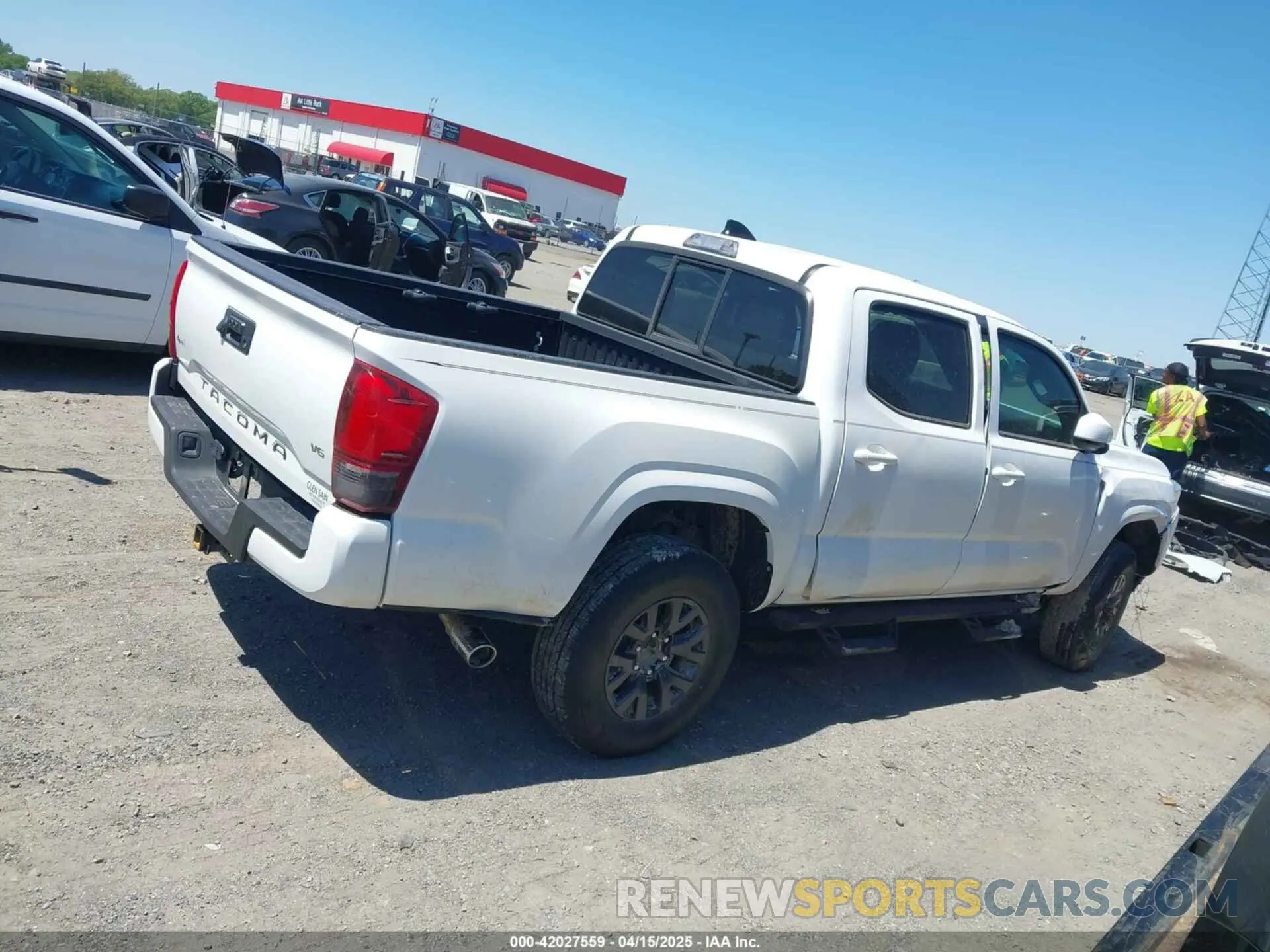 12 Photograph of a damaged car 3TMCZ5AN1MM406639 TOYOTA TACOMA 2021