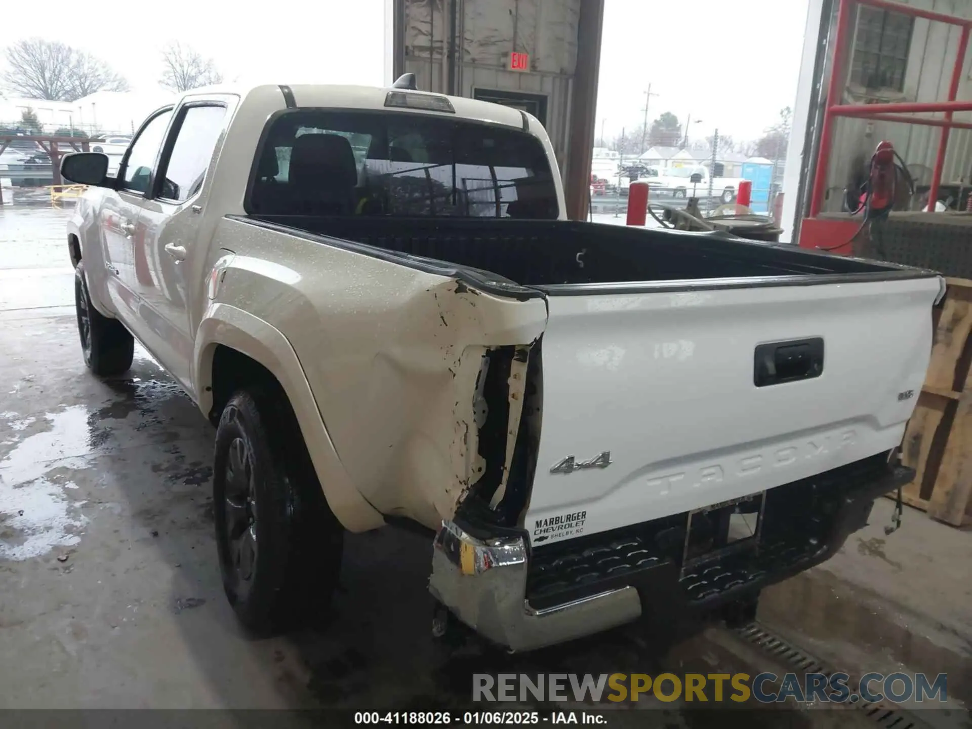 3 Photograph of a damaged car 3TMCZ5AN1MM413770 TOYOTA TACOMA 2021
