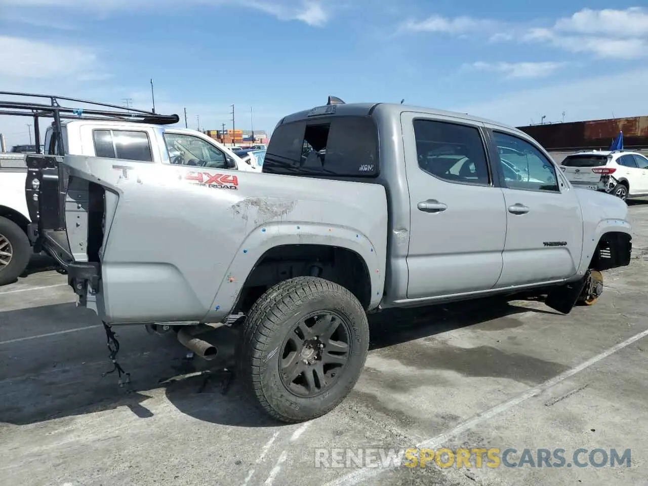 3 Photograph of a damaged car 3TMCZ5AN1MM418872 TOYOTA TACOMA 2021
