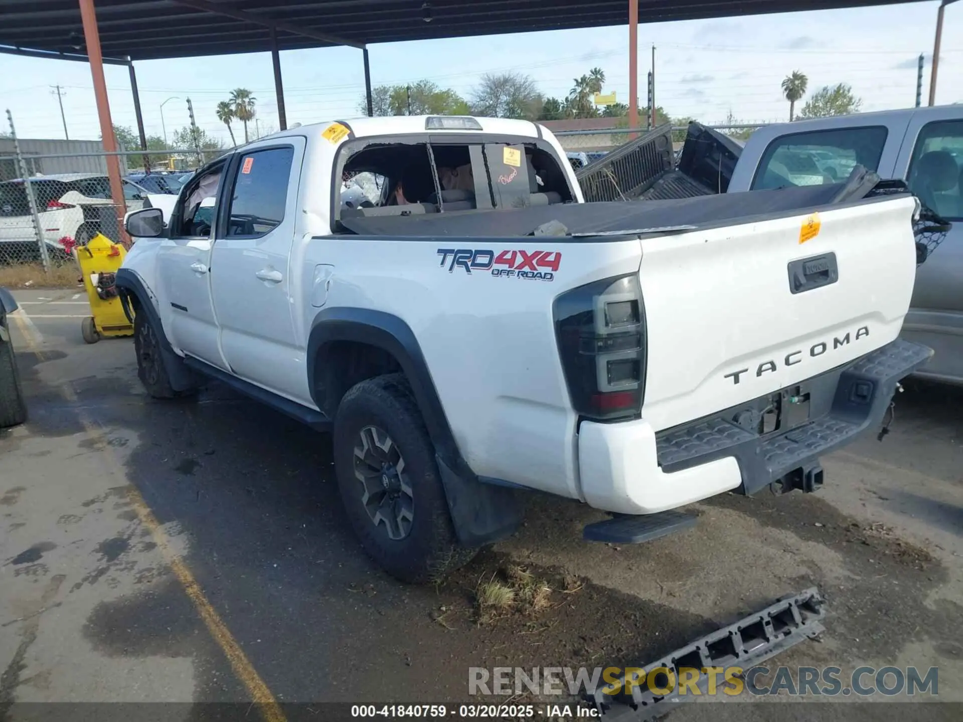 3 Photograph of a damaged car 3TMCZ5AN1MM429354 TOYOTA TACOMA 2021