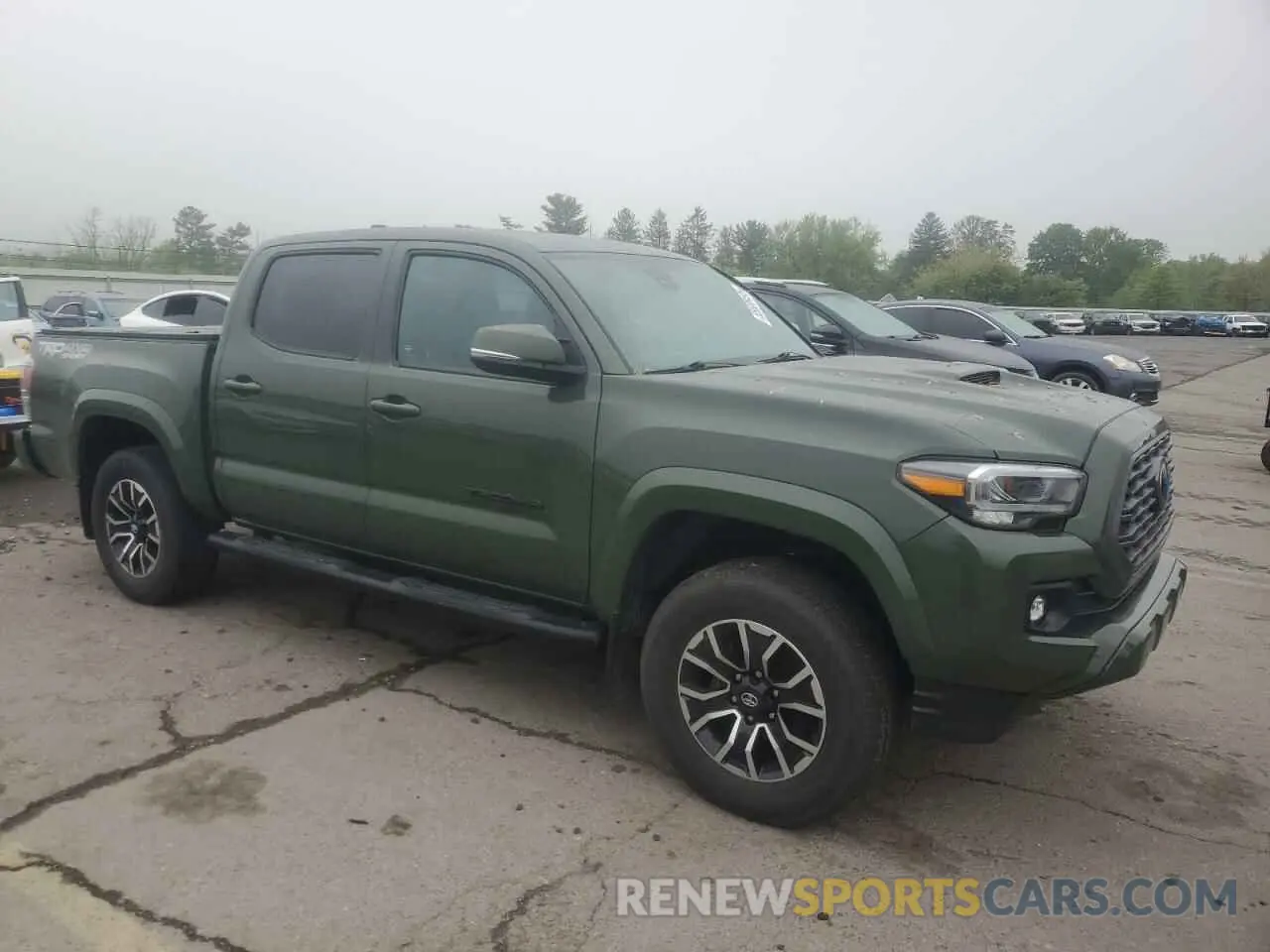 4 Photograph of a damaged car 3TMCZ5AN1MM438622 TOYOTA TACOMA 2021