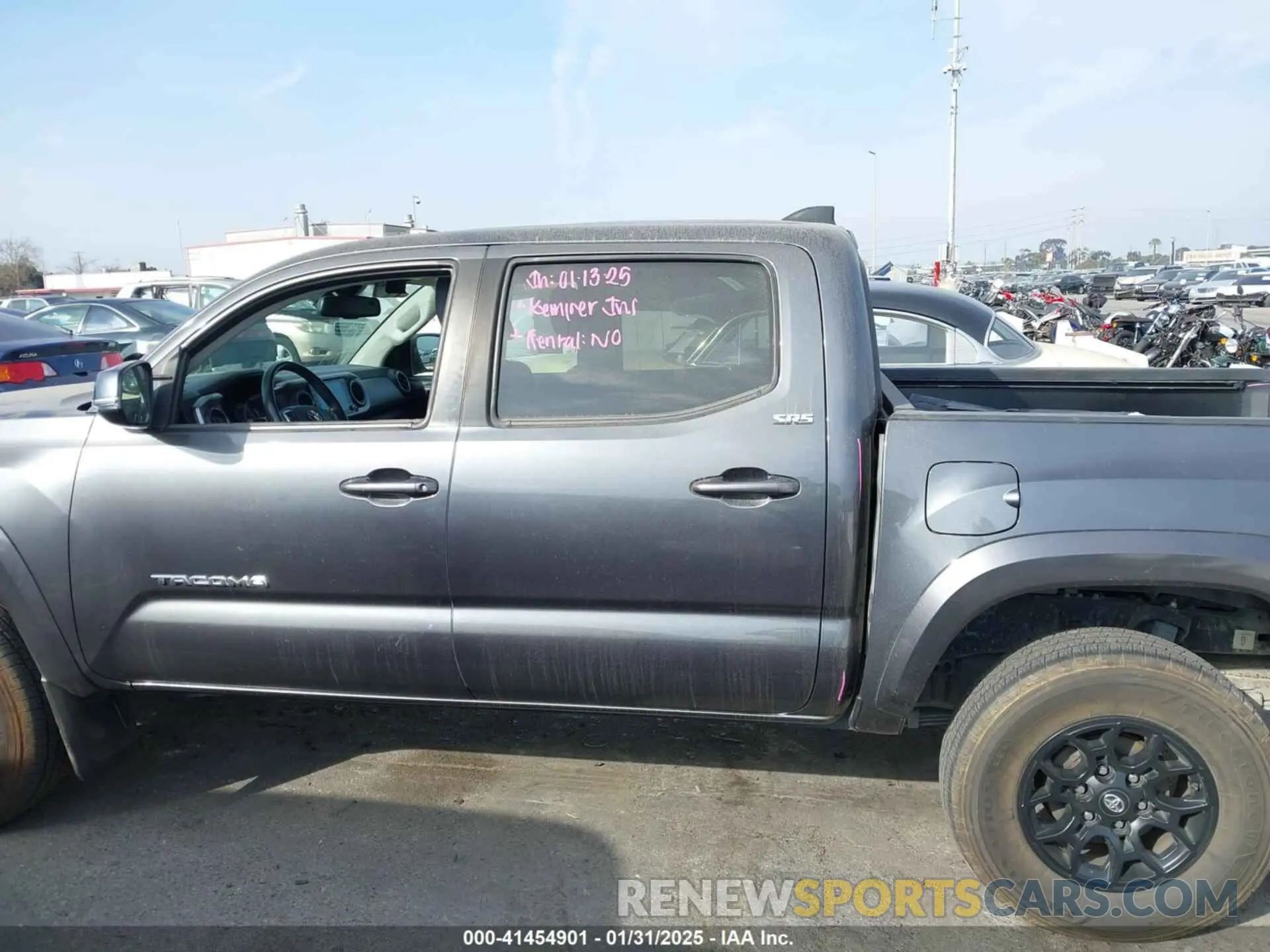 15 Photograph of a damaged car 3TMCZ5AN1MM446557 TOYOTA TACOMA 2021