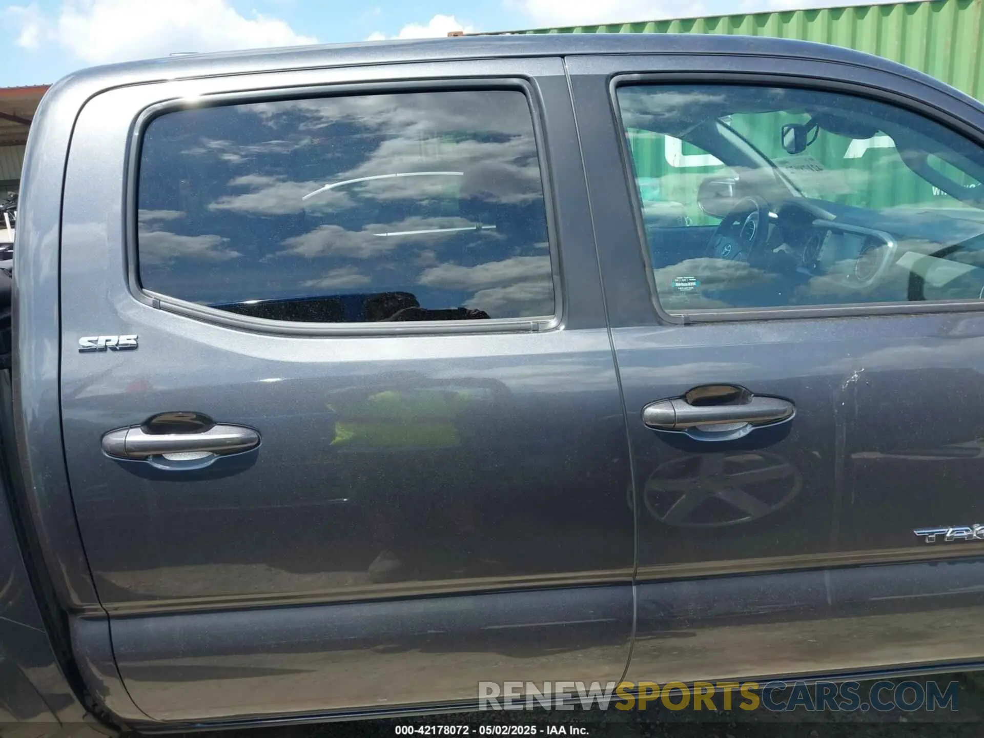 13 Photograph of a damaged car 3TMCZ5AN2MM392590 TOYOTA TACOMA 2021