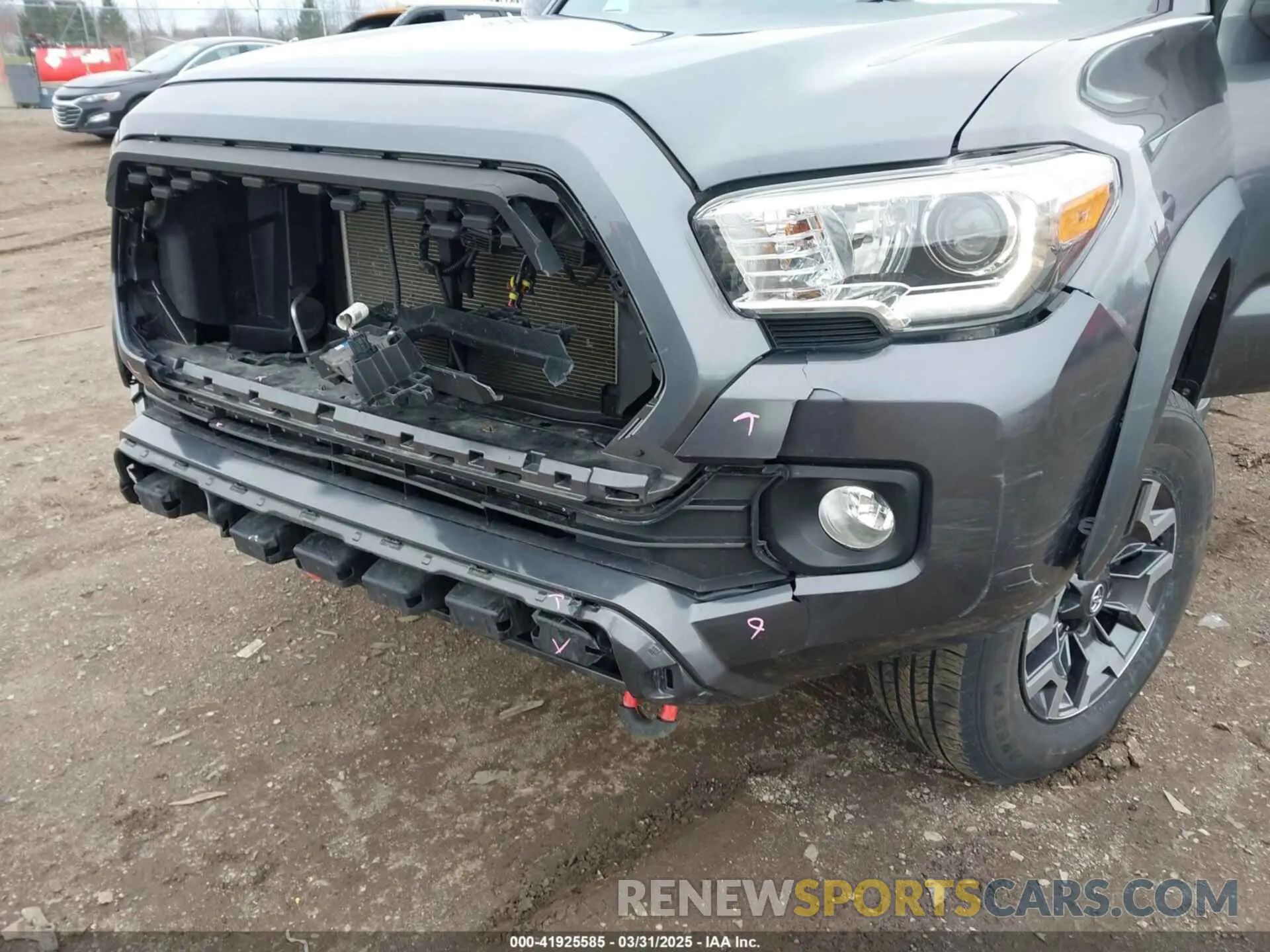 17 Photograph of a damaged car 3TMCZ5AN2MM406293 TOYOTA TACOMA 2021