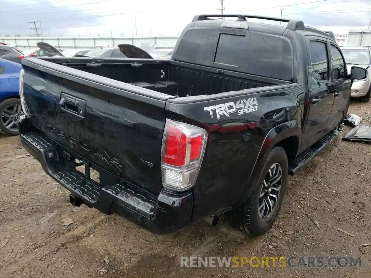 4 Photograph of a damaged car 3TMCZ5AN2MM412191 TOYOTA TACOMA 2021