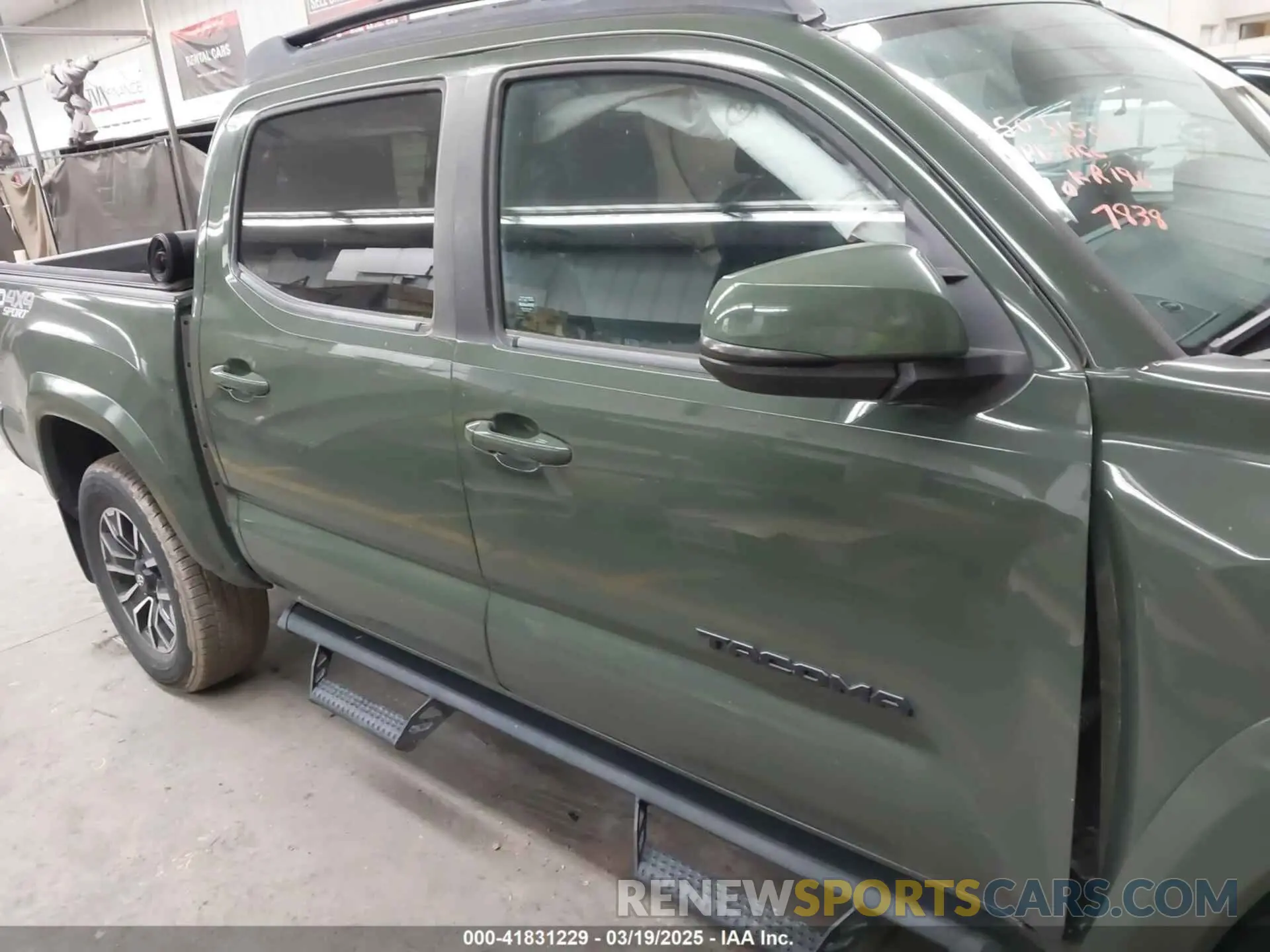 12 Photograph of a damaged car 3TMCZ5AN2MM427838 TOYOTA TACOMA 2021