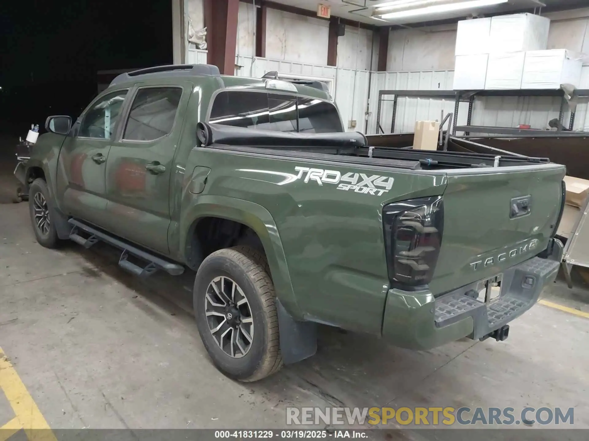 3 Photograph of a damaged car 3TMCZ5AN2MM427838 TOYOTA TACOMA 2021
