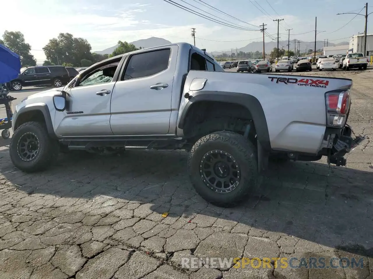 2 Photograph of a damaged car 3TMCZ5AN2MM443019 TOYOTA TACOMA 2021