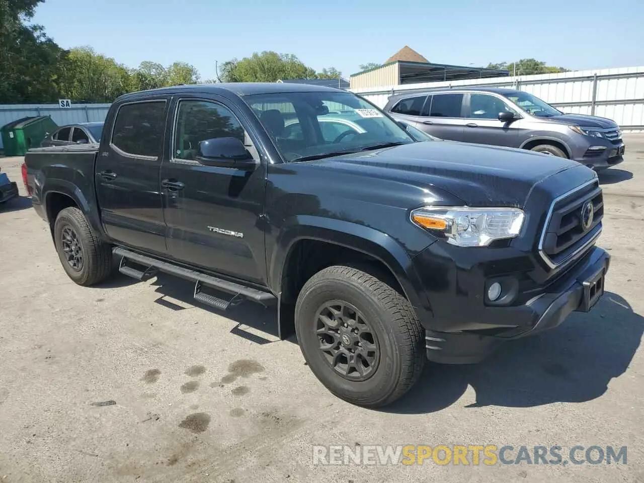 4 Photograph of a damaged car 3TMCZ5AN2MM443411 TOYOTA TACOMA 2021