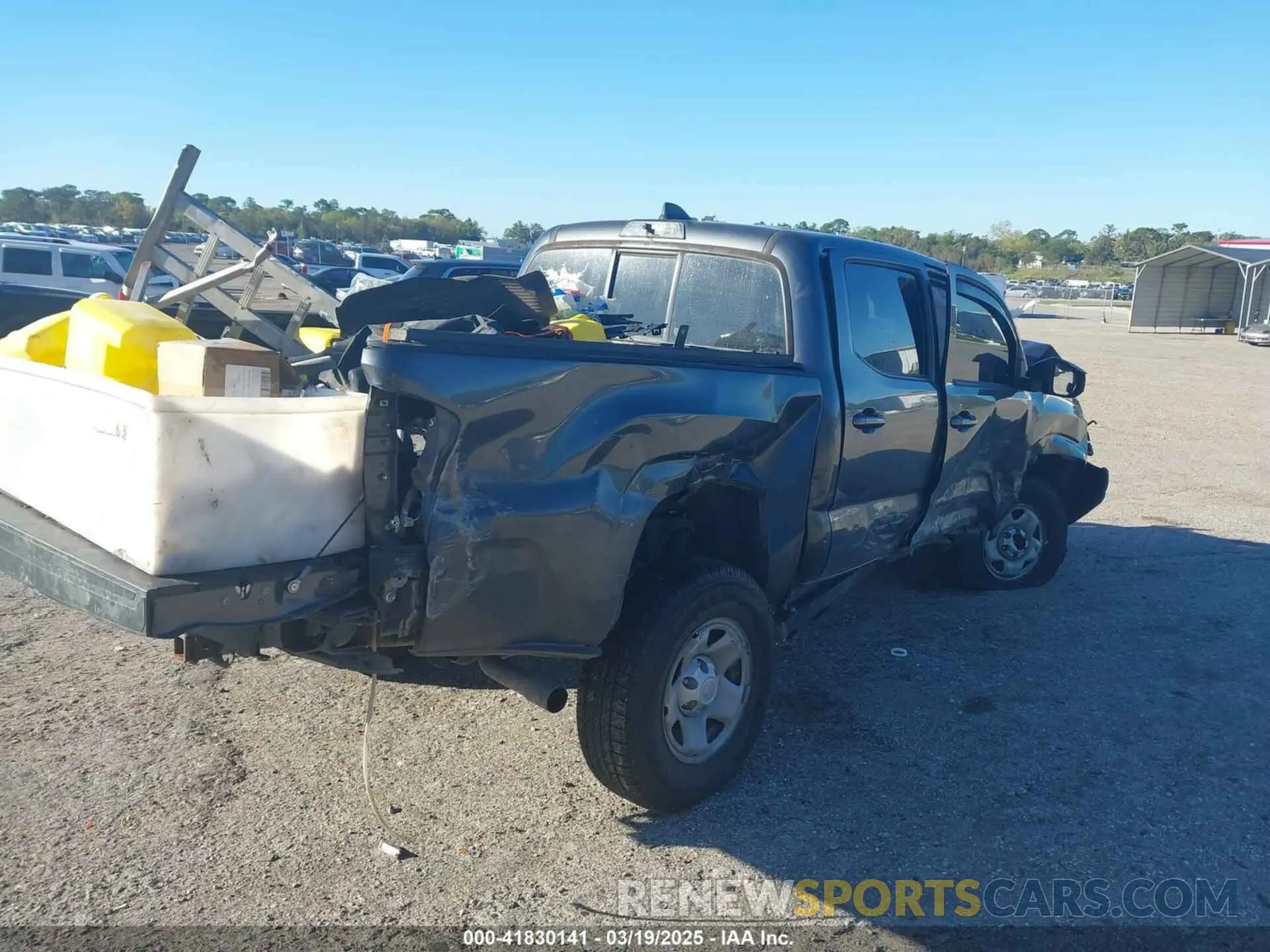 4 Photograph of a damaged car 3TMCZ5AN3MM403788 TOYOTA TACOMA 2021