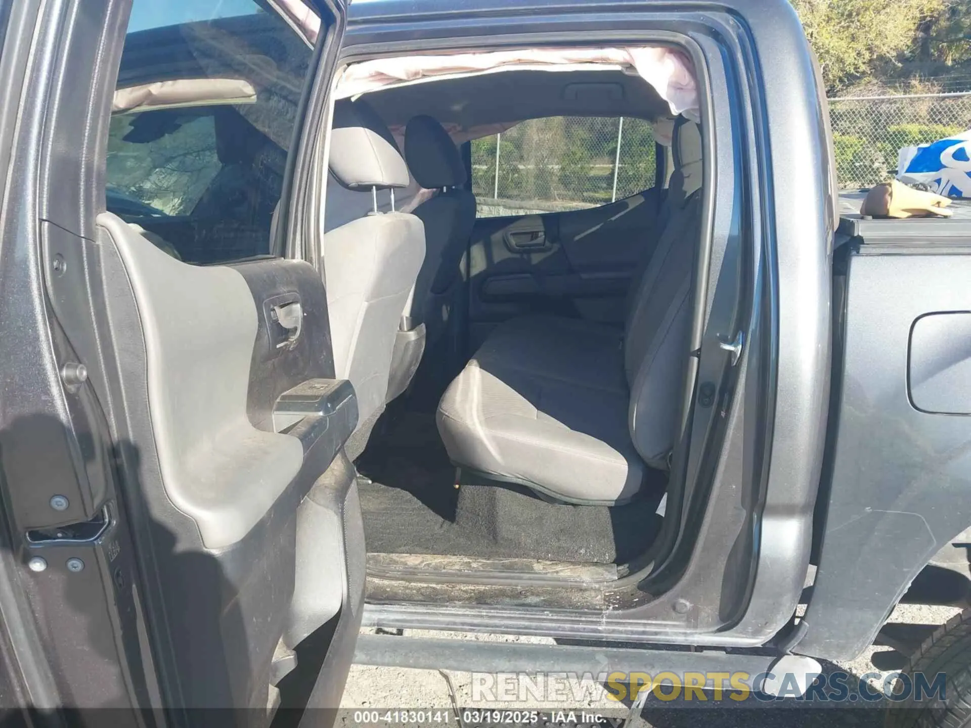 8 Photograph of a damaged car 3TMCZ5AN3MM403788 TOYOTA TACOMA 2021