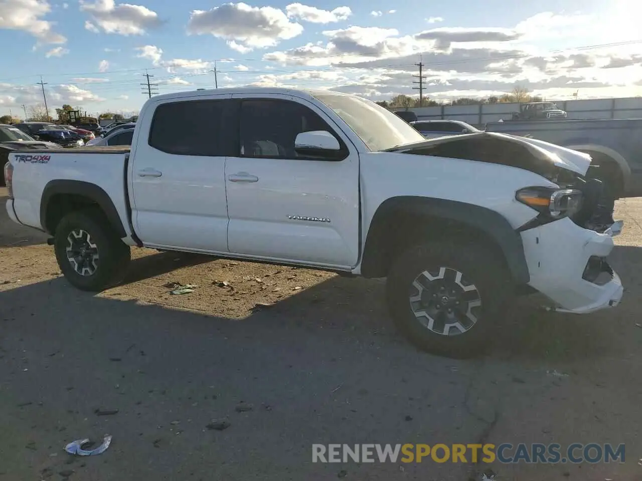 4 Photograph of a damaged car 3TMCZ5AN3MM414905 TOYOTA TACOMA 2021
