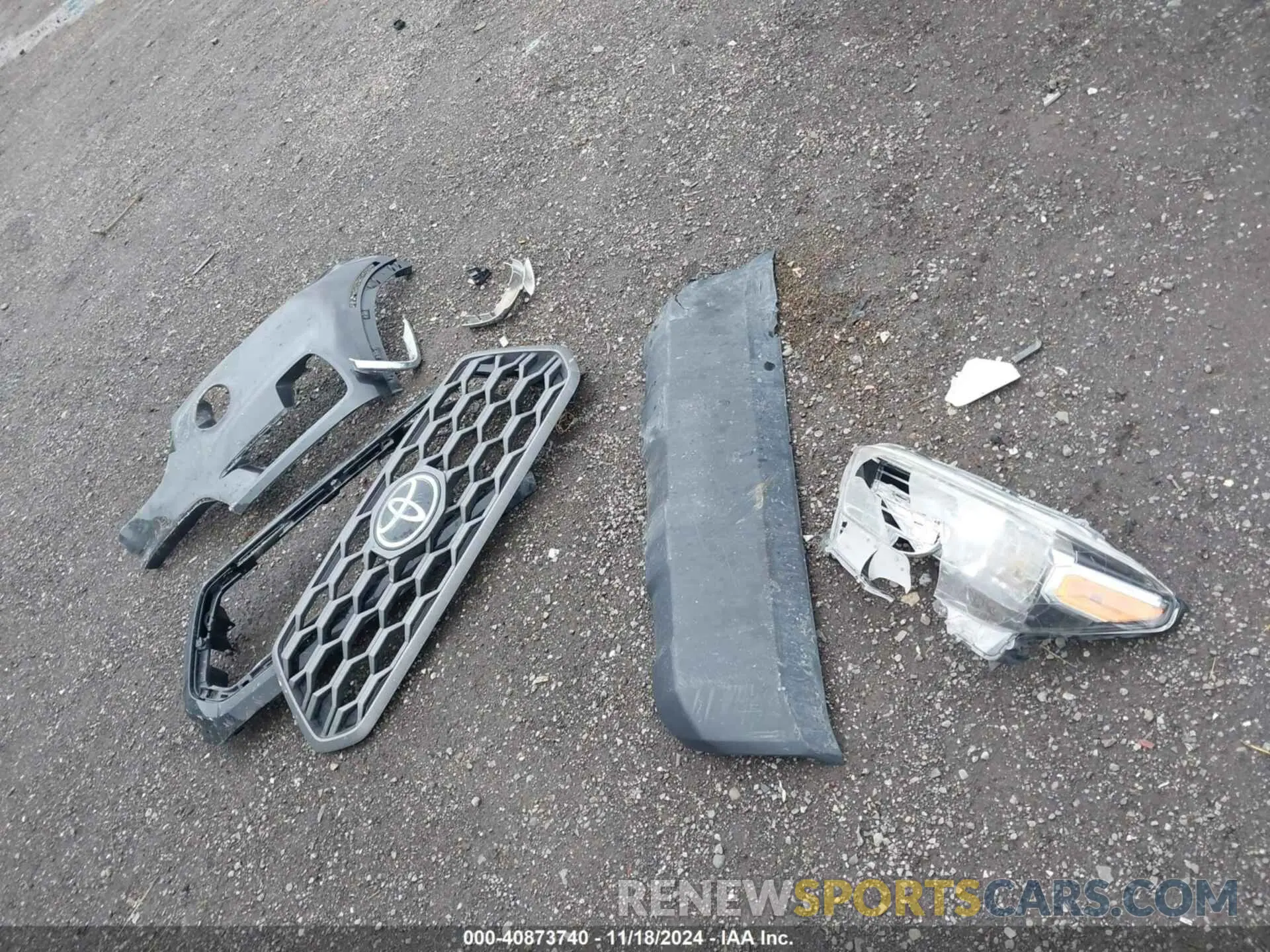 12 Photograph of a damaged car 3TMCZ5AN3MM421594 TOYOTA TACOMA 2021
