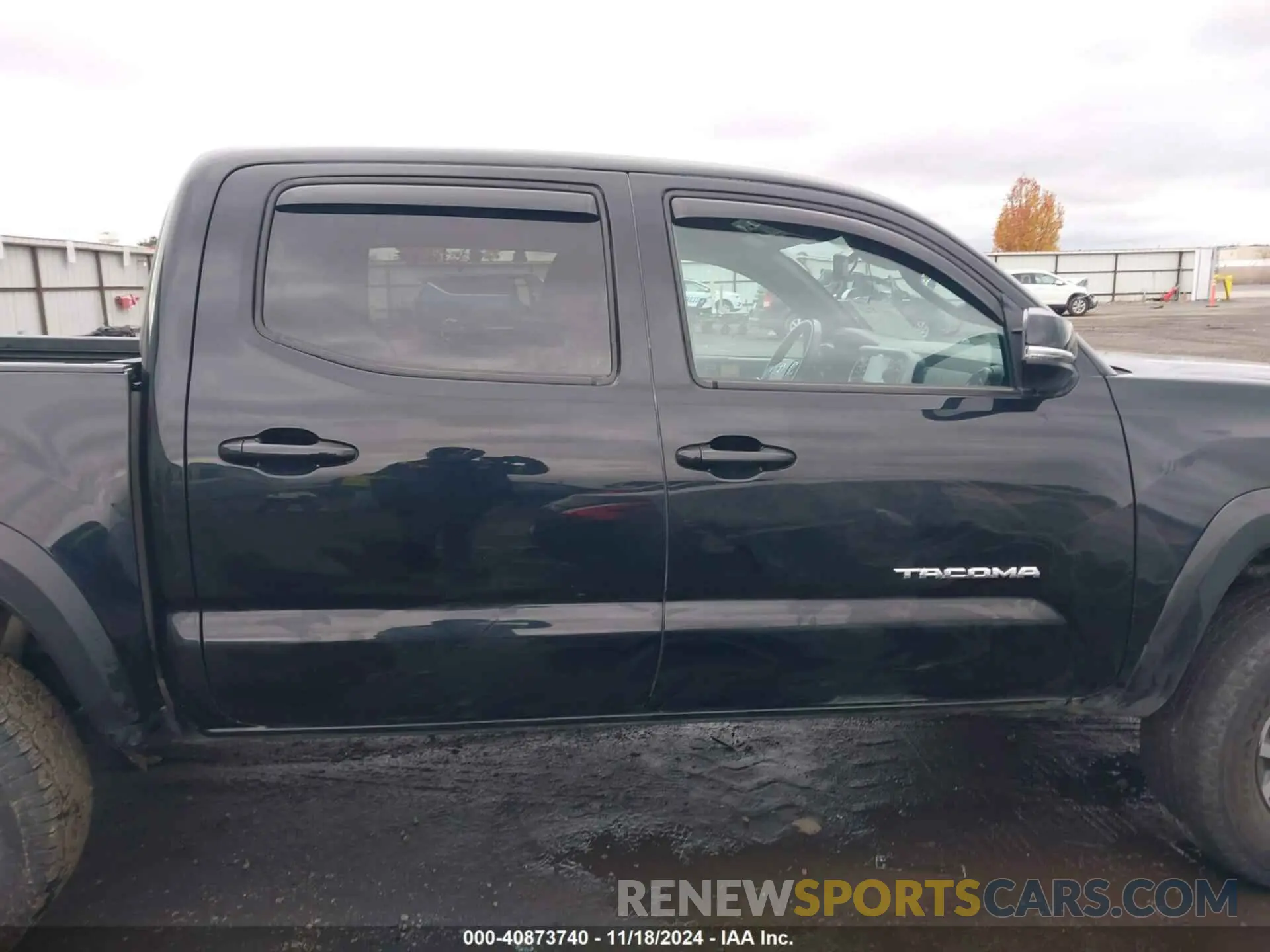 14 Photograph of a damaged car 3TMCZ5AN3MM421594 TOYOTA TACOMA 2021