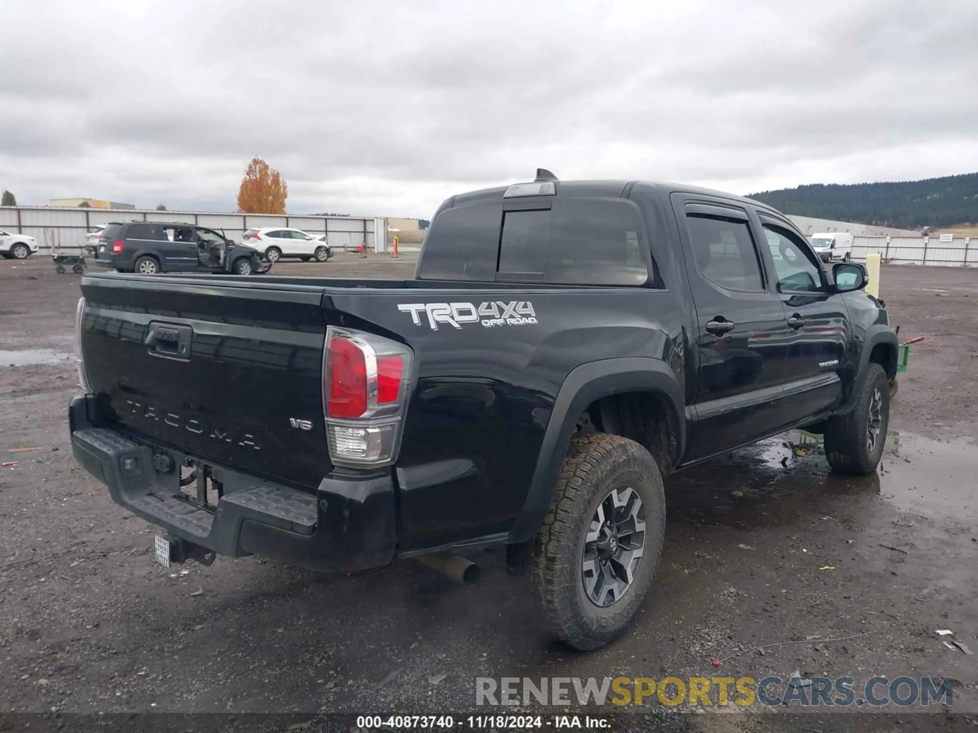 4 Photograph of a damaged car 3TMCZ5AN3MM421594 TOYOTA TACOMA 2021