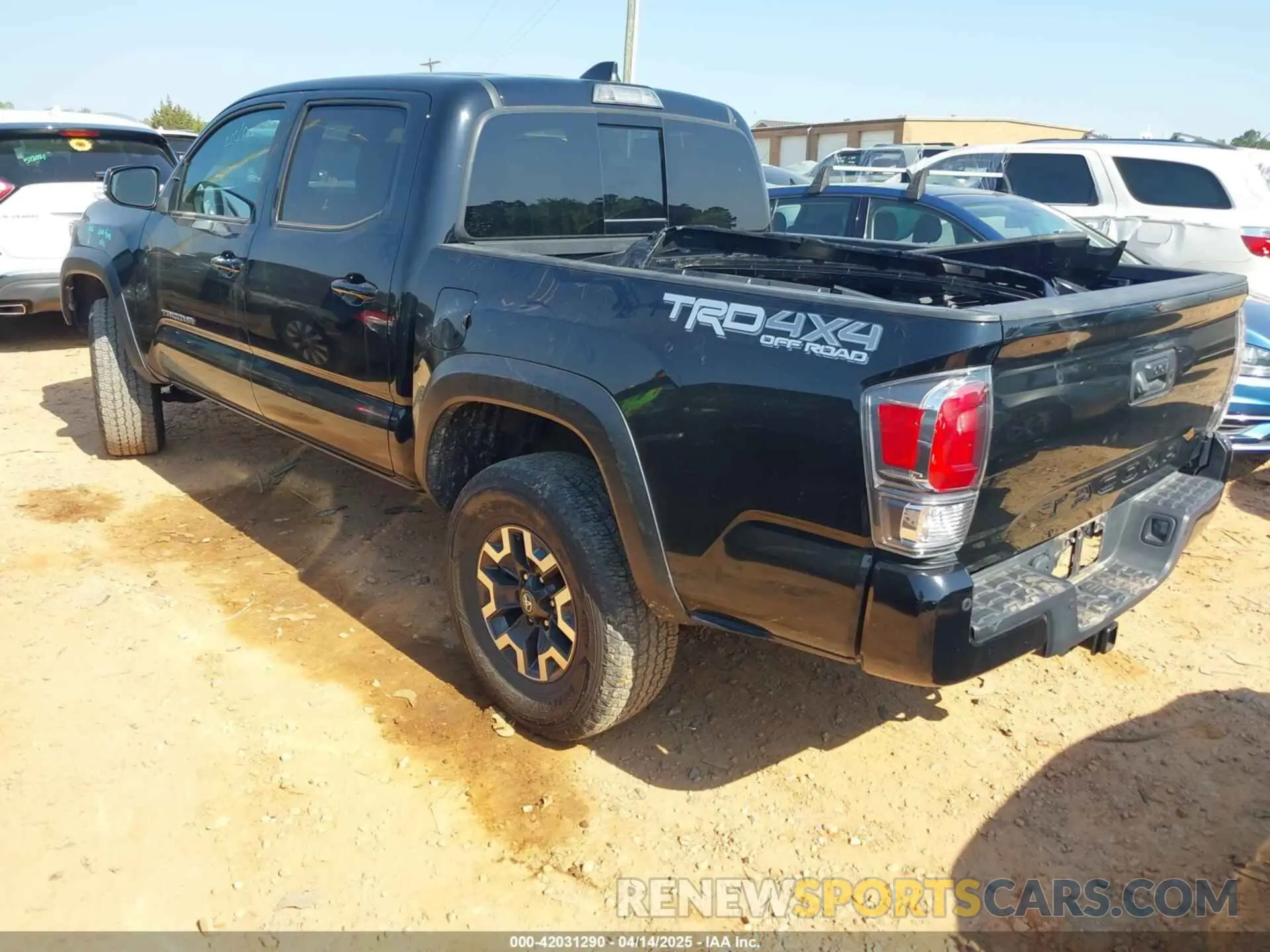 3 Photograph of a damaged car 3TMCZ5AN3MM423247 TOYOTA TACOMA 2021