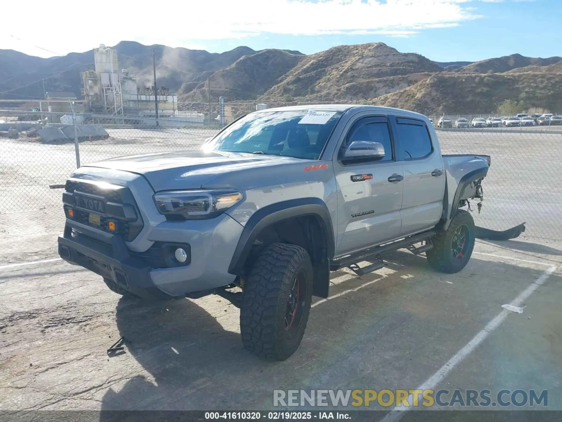 2 Photograph of a damaged car 3TMCZ5AN3MM425497 TOYOTA TACOMA 2021