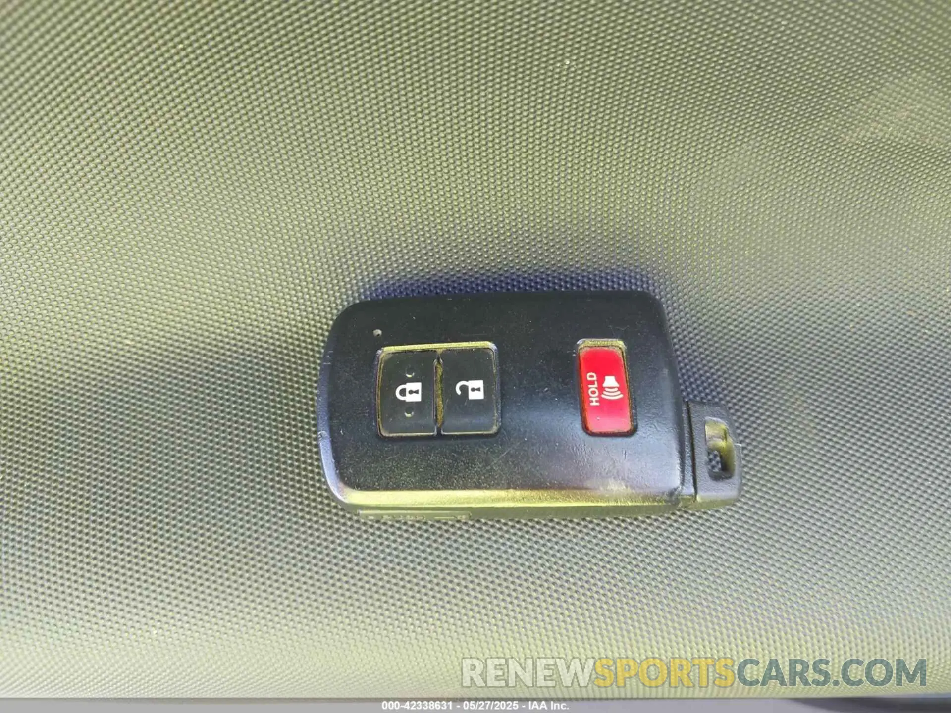 11 Photograph of a damaged car 3TMCZ5AN3MM427802 TOYOTA TACOMA 2021