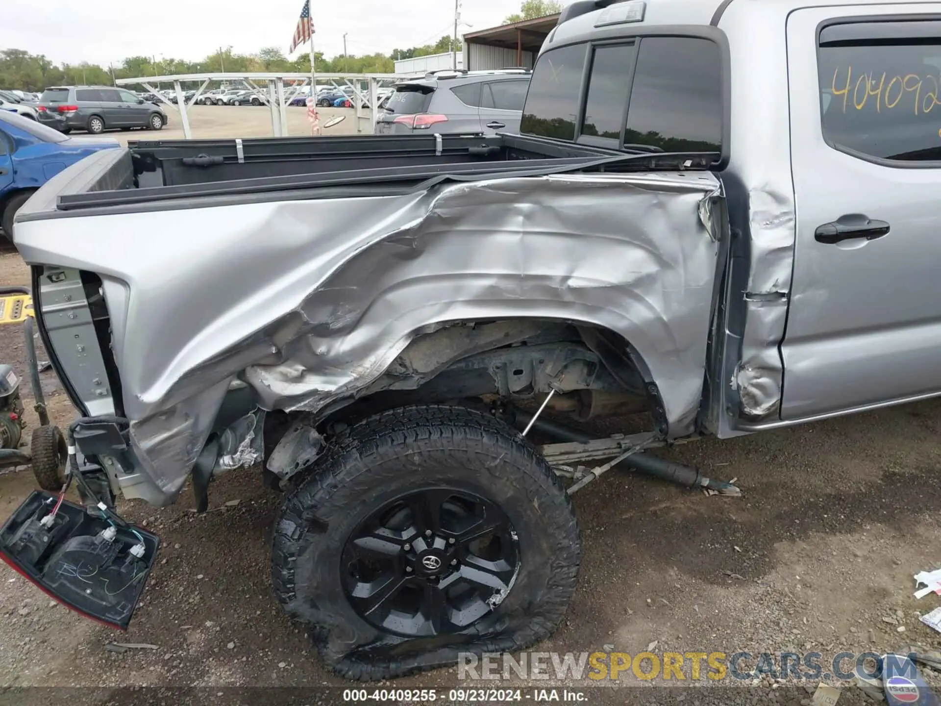 6 Photograph of a damaged car 3TMCZ5AN4MM427999 TOYOTA TACOMA 2021