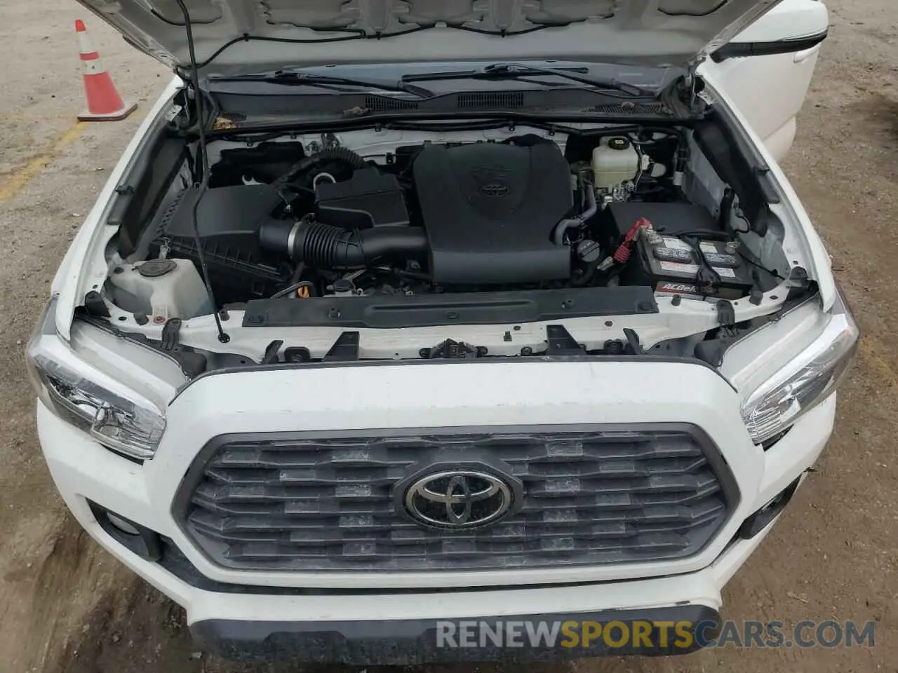 11 Photograph of a damaged car 3TMCZ5AN4MM431874 TOYOTA TACOMA 2021