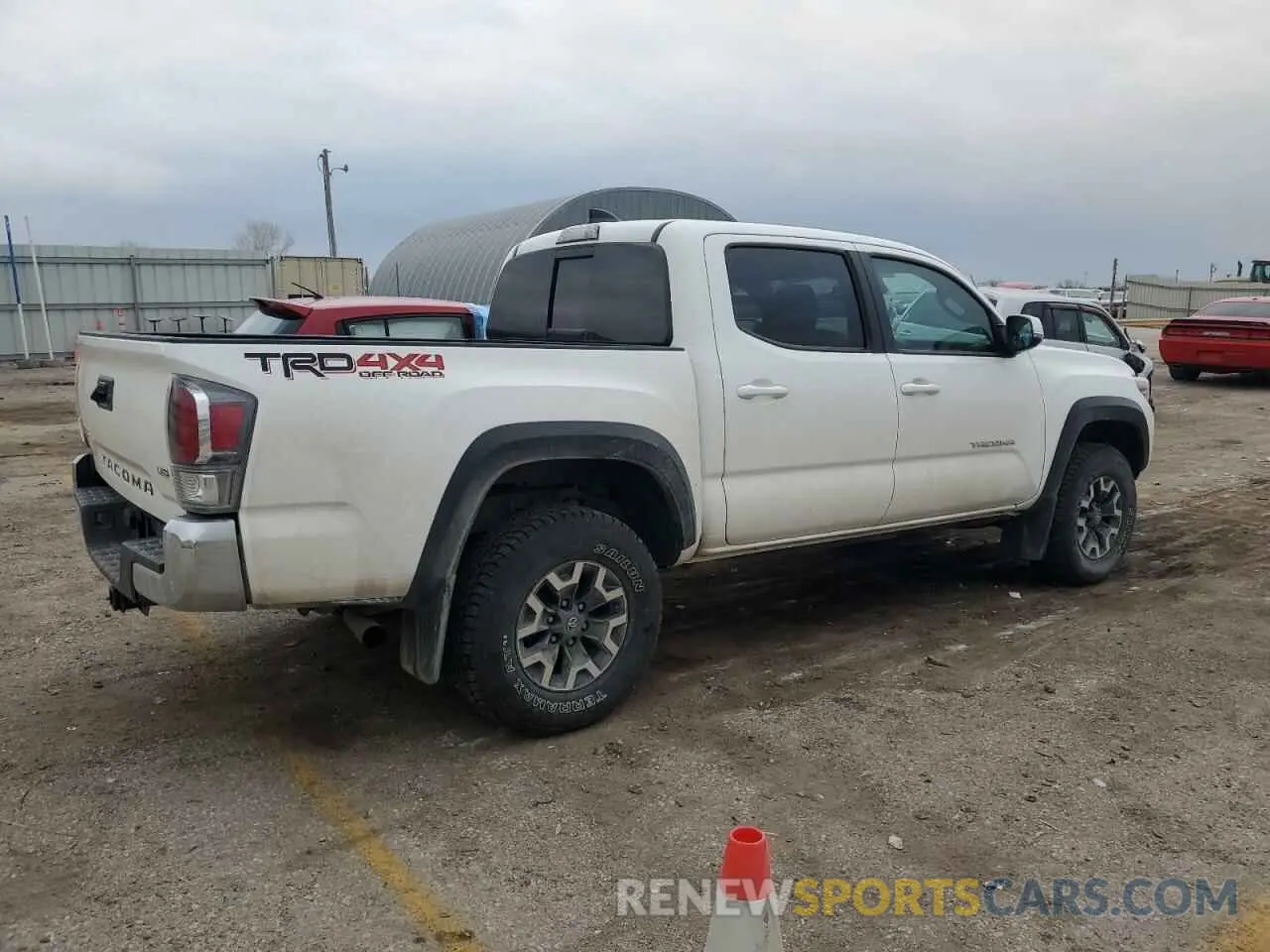 3 Photograph of a damaged car 3TMCZ5AN4MM431874 TOYOTA TACOMA 2021