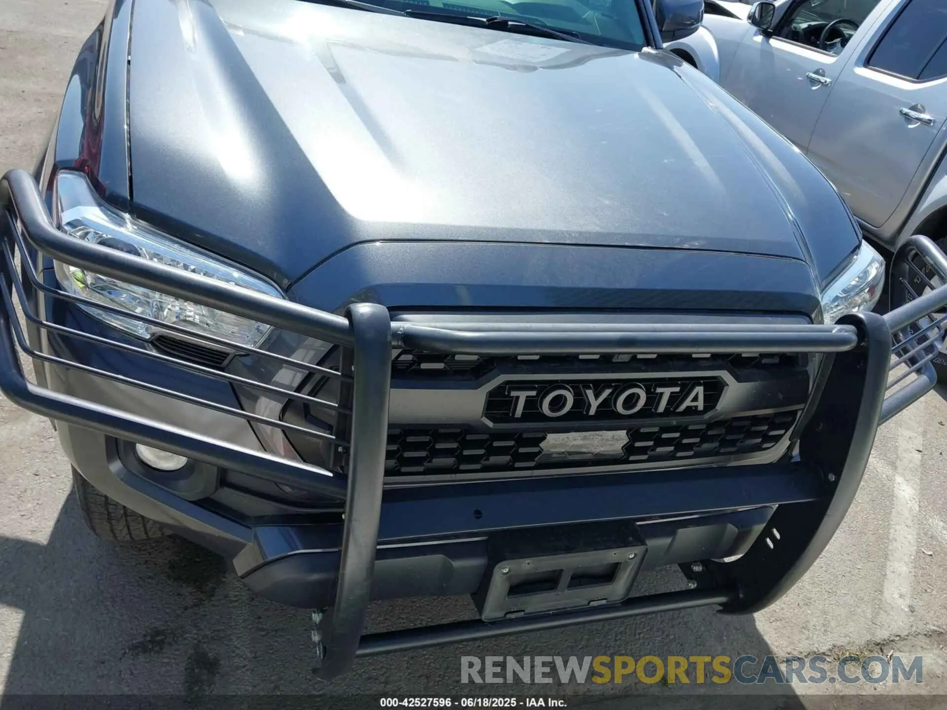 13 Photograph of a damaged car 3TMCZ5AN4MM449310 TOYOTA TACOMA 2021