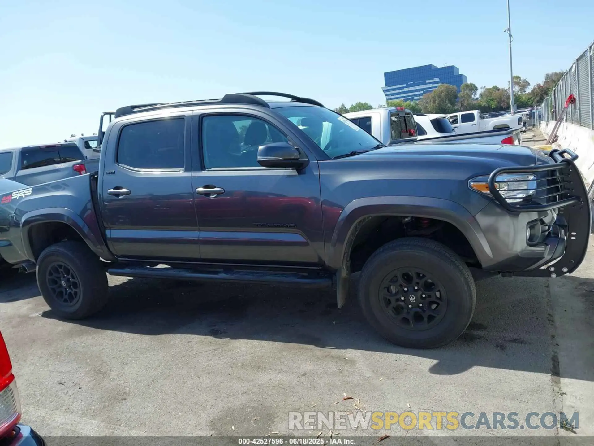 14 Photograph of a damaged car 3TMCZ5AN4MM449310 TOYOTA TACOMA 2021
