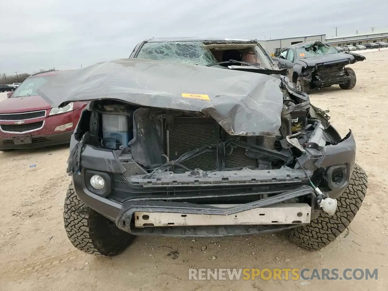 5 Photograph of a damaged car 3TMCZ5AN4MM449761 TOYOTA TACOMA 2021