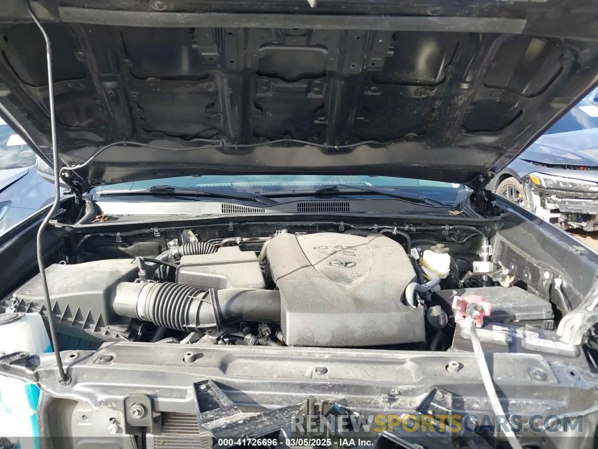 10 Photograph of a damaged car 3TMCZ5AN5MM377663 TOYOTA TACOMA 2021