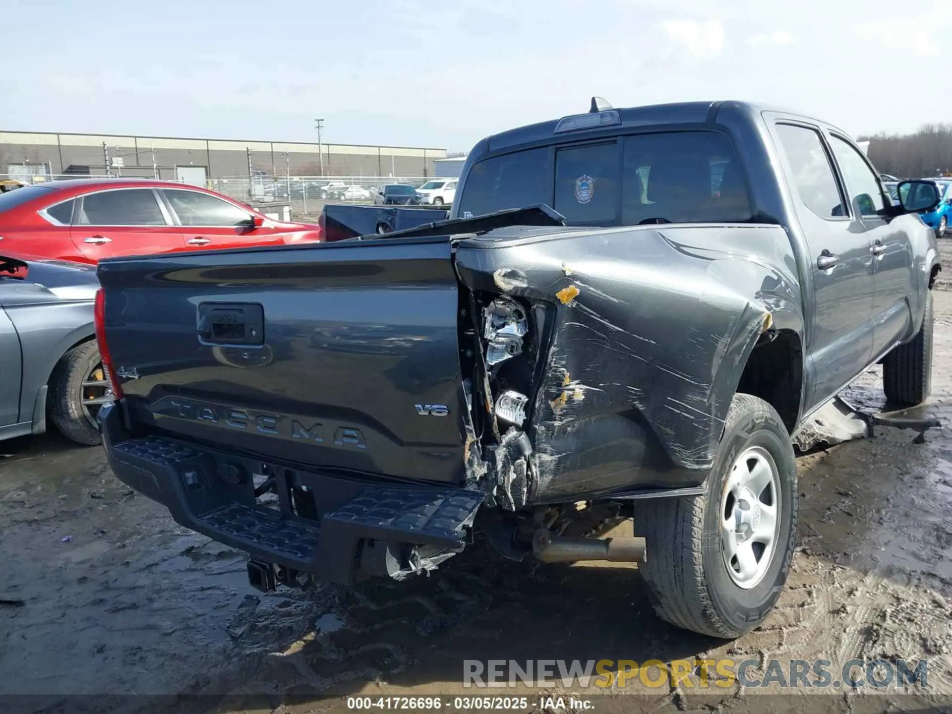 4 Photograph of a damaged car 3TMCZ5AN5MM377663 TOYOTA TACOMA 2021