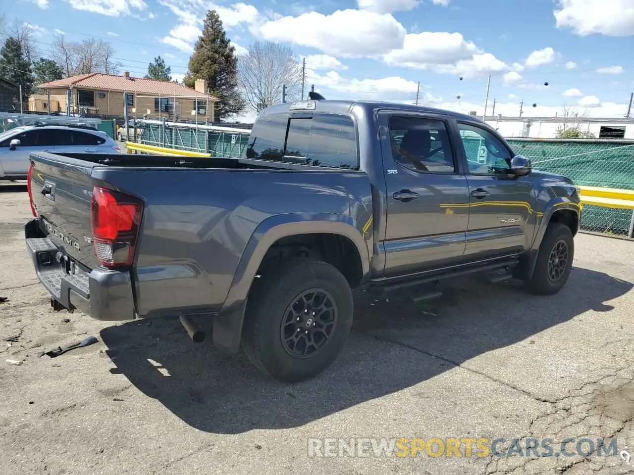 3 Photograph of a damaged car 3TMCZ5AN5MM380966 TOYOTA TACOMA 2021