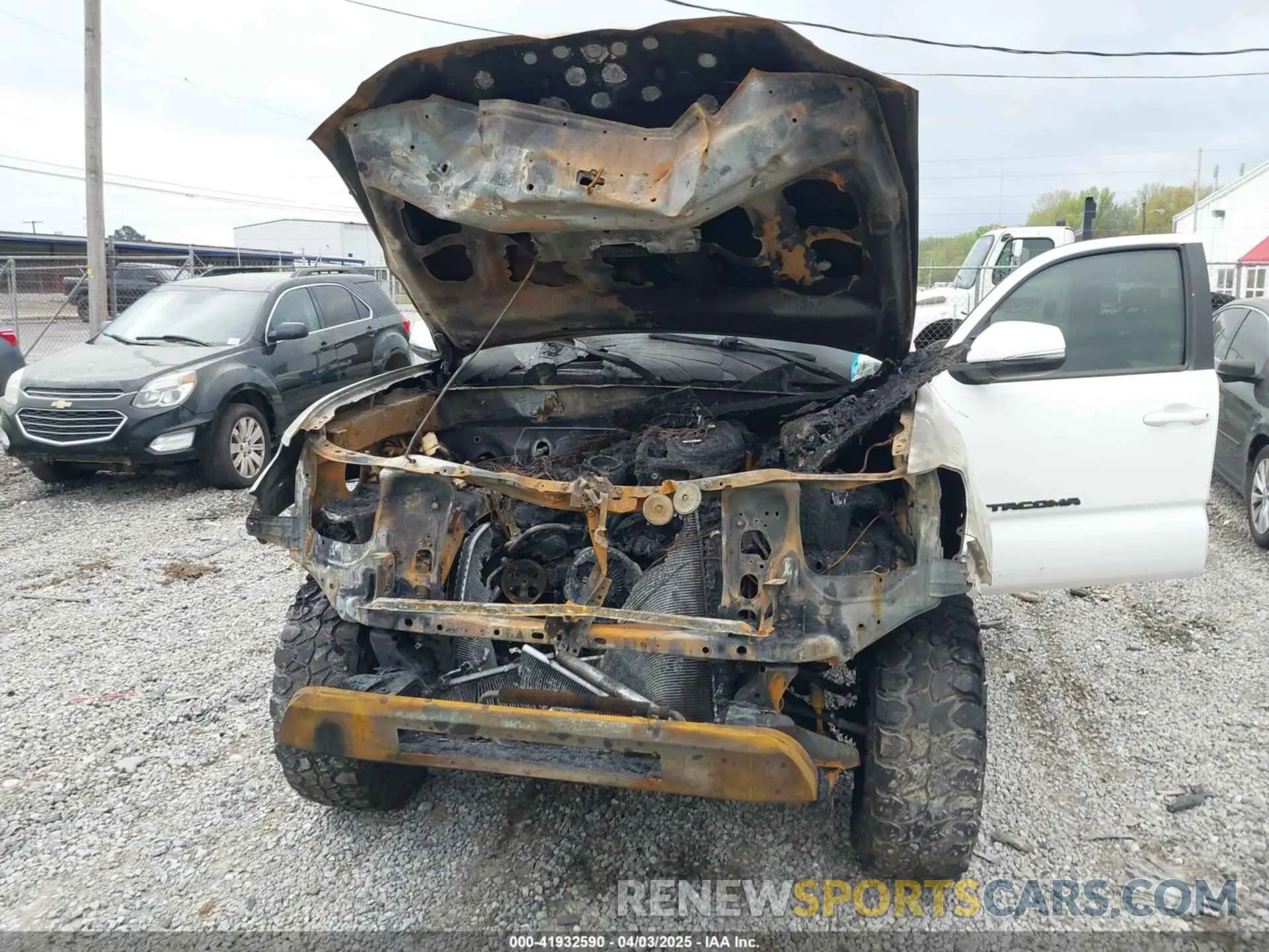 6 Photograph of a damaged car 3TMCZ5AN5MM400312 TOYOTA TACOMA 2021