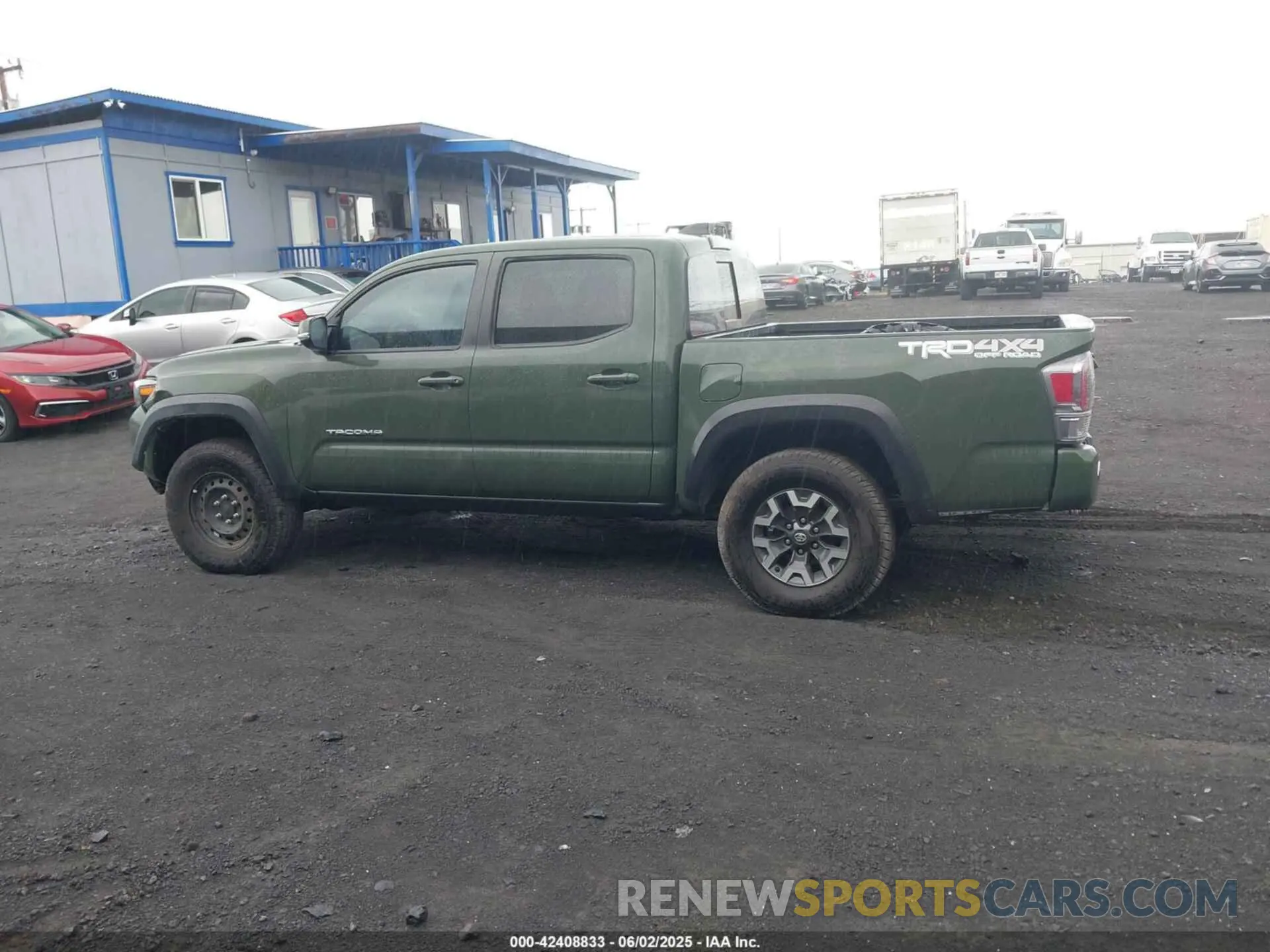 14 Photograph of a damaged car 3TMCZ5AN5MM416655 TOYOTA TACOMA 2021