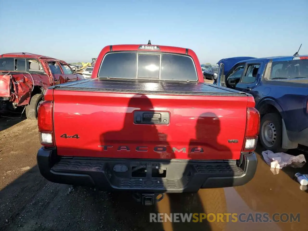 6 Photograph of a damaged car 3TMCZ5AN6MM386825 TOYOTA TACOMA 2021