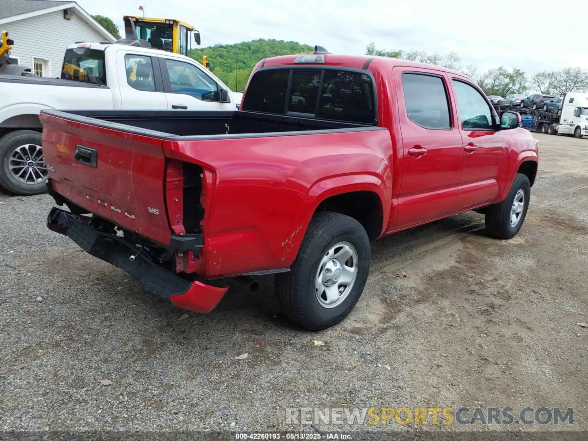 4 Photograph of a damaged car 3TMCZ5AN6MM444433 TOYOTA TACOMA 2021