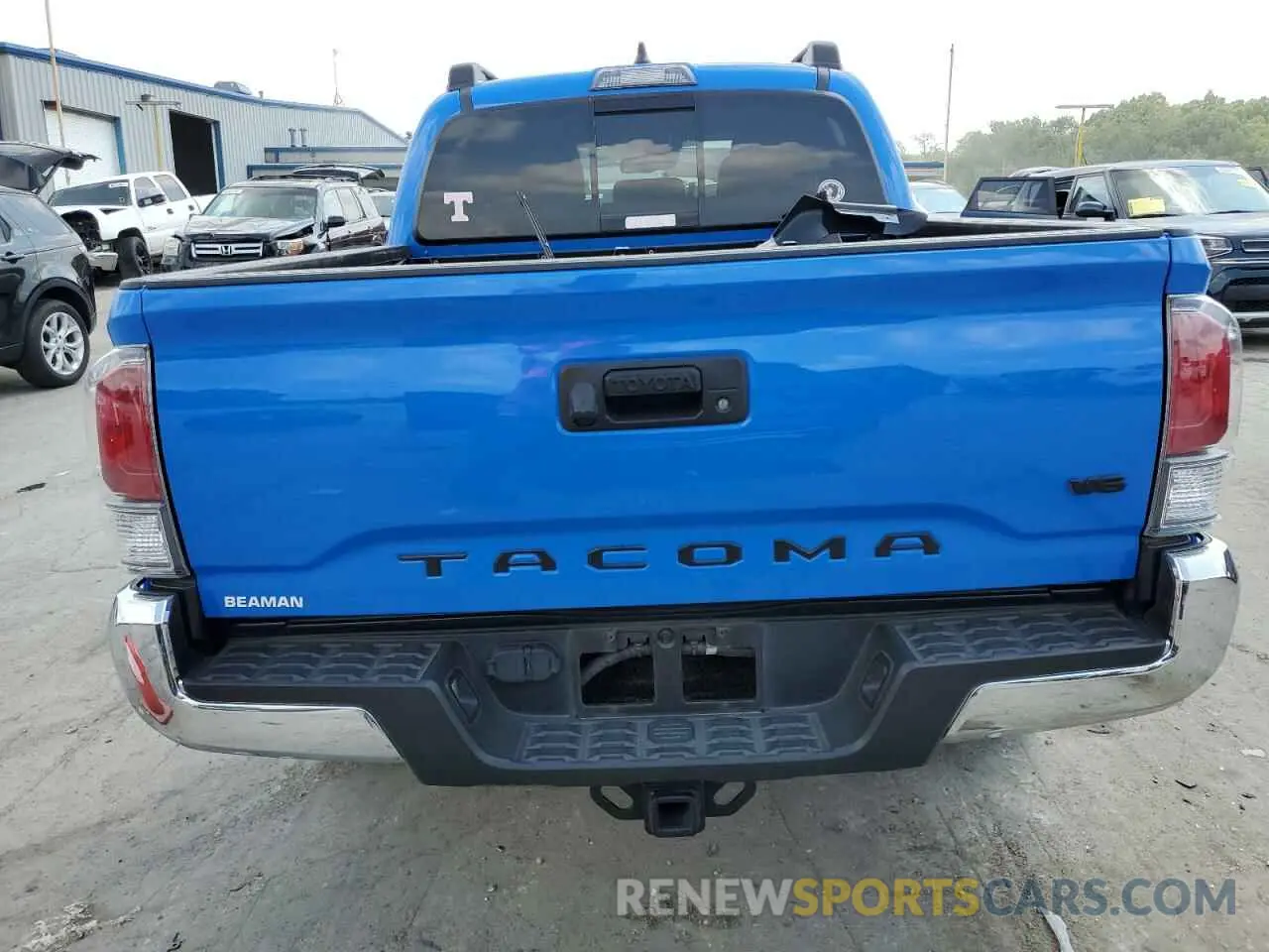 6 Photograph of a damaged car 3TMCZ5AN7MM388566 TOYOTA TACOMA 2021