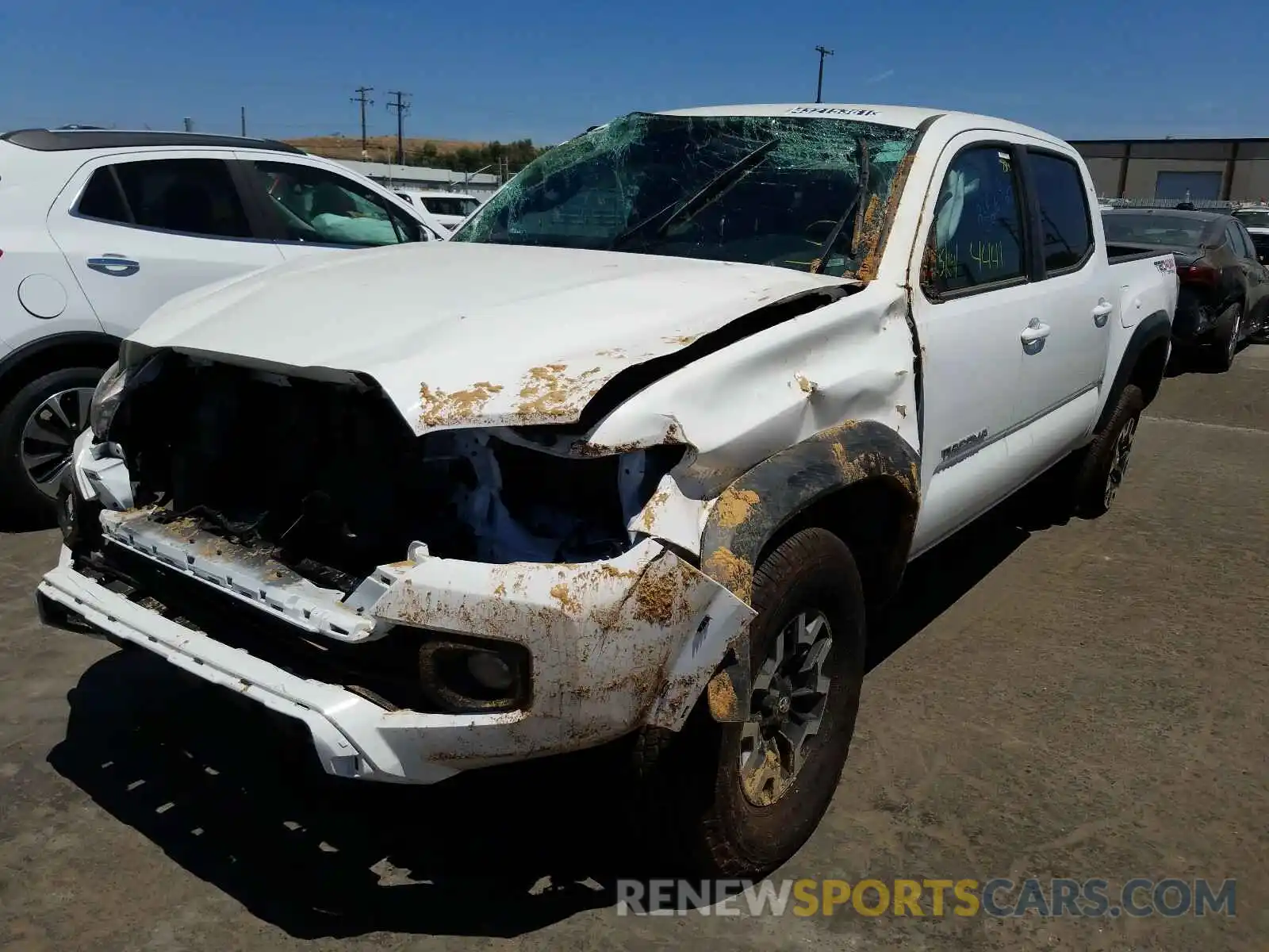 2 Photograph of a damaged car 3TMCZ5AN7MM411327 TOYOTA TACOMA 2021