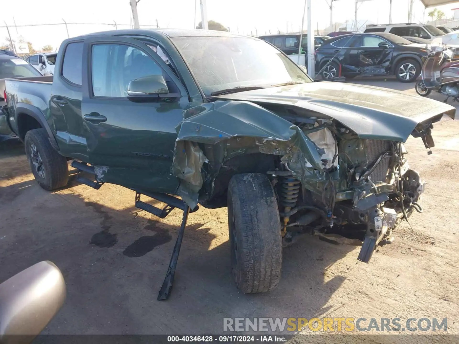 13 Photograph of a damaged car 3TMCZ5AN7MM429584 TOYOTA TACOMA 2021