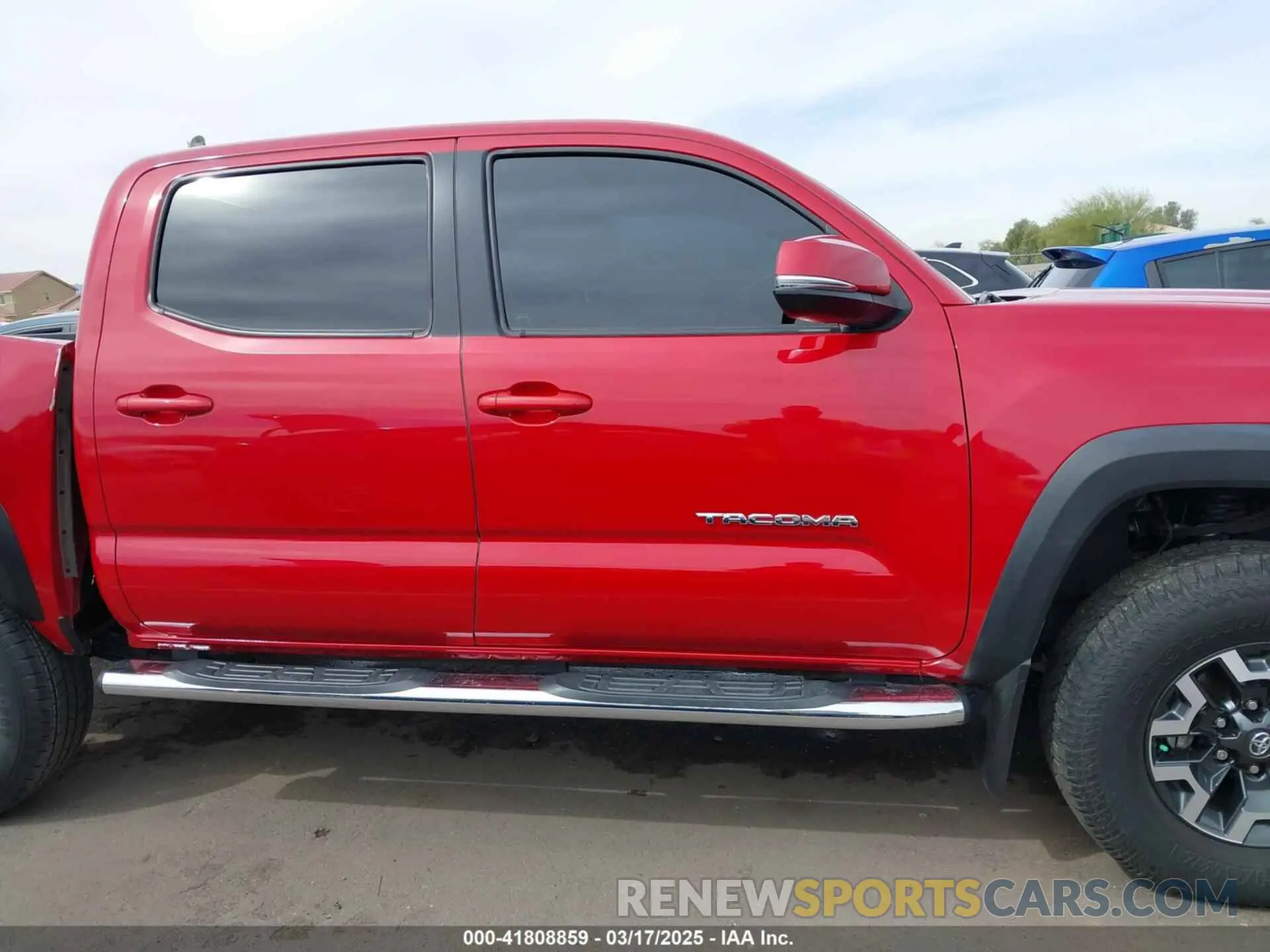 13 Photograph of a damaged car 3TMCZ5AN7MM433098 TOYOTA TACOMA 2021