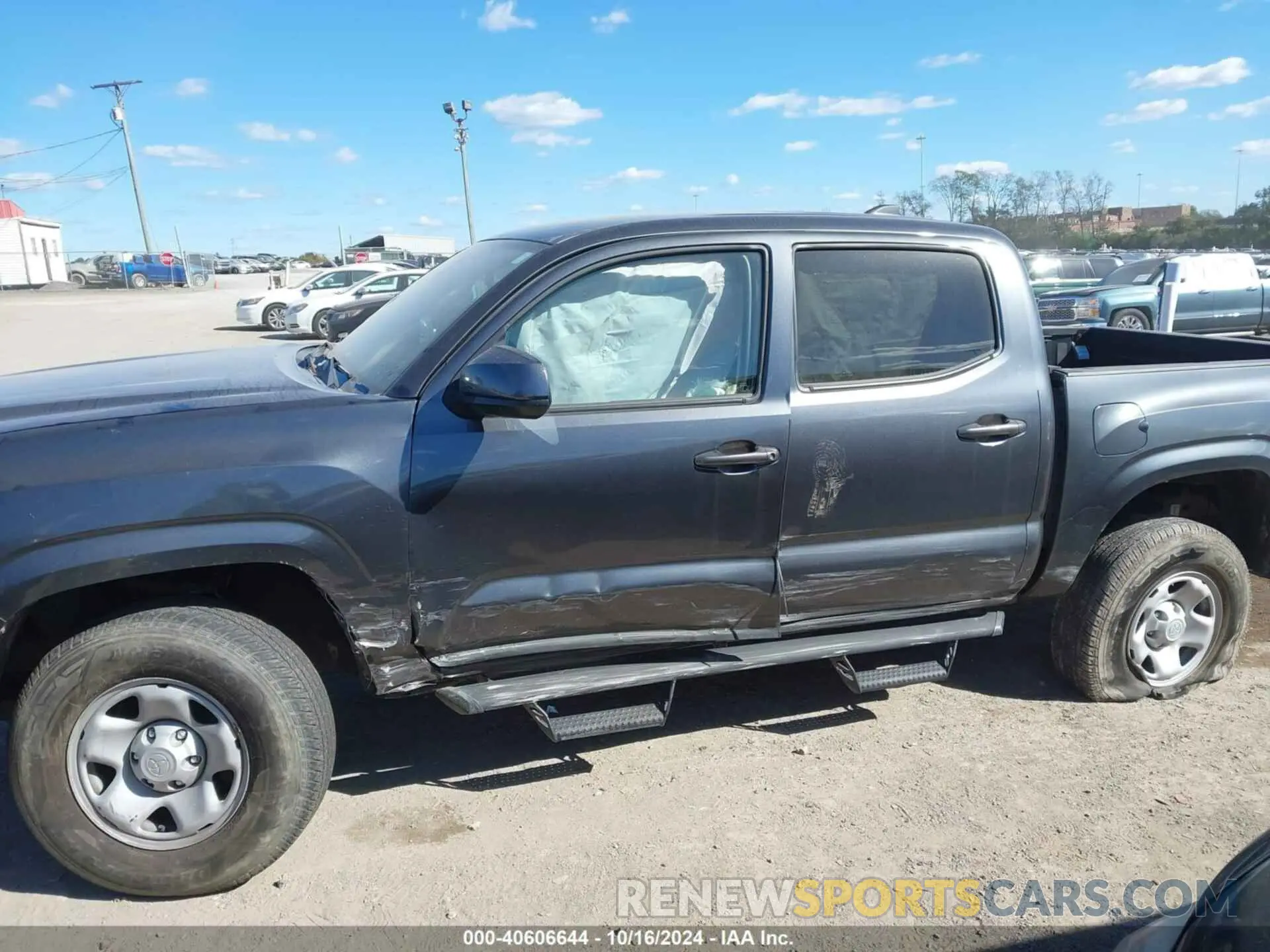 14 Photograph of a damaged car 3TMCZ5AN8MM373834 TOYOTA TACOMA 2021