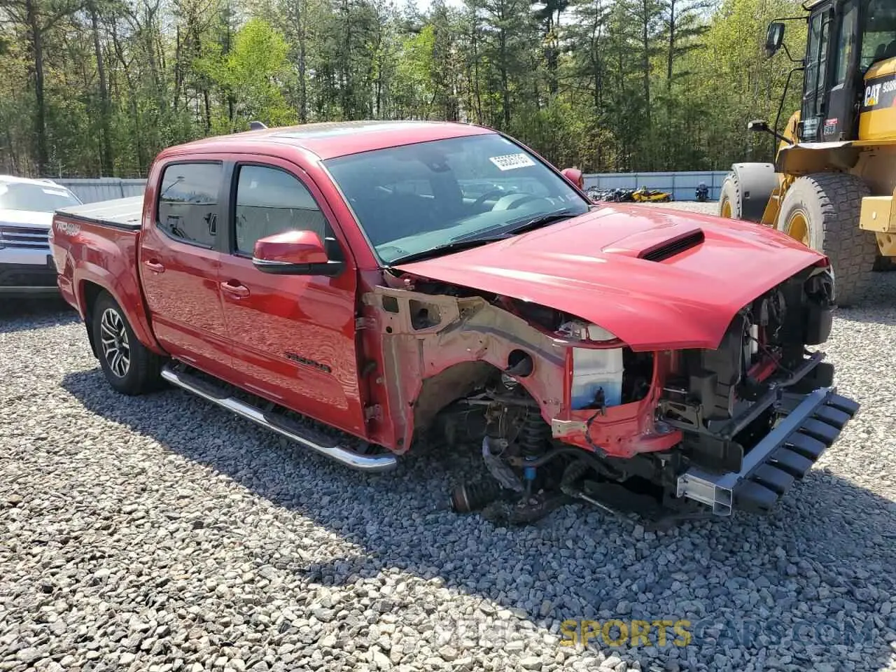 4 Photograph of a damaged car 3TMCZ5AN8MM378483 TOYOTA TACOMA 2021