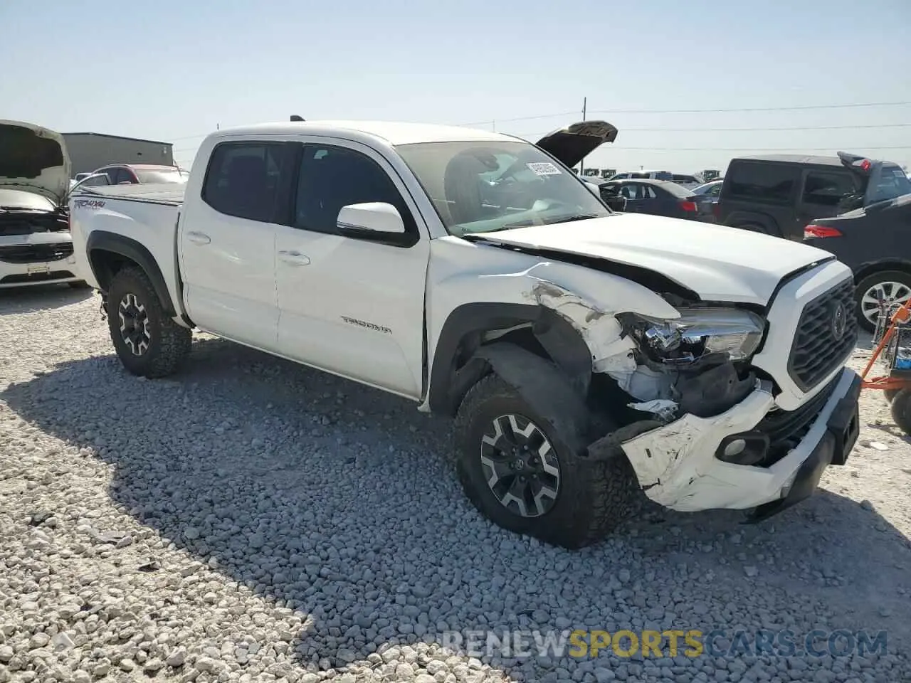 4 Photograph of a damaged car 3TMCZ5AN8MM387166 TOYOTA TACOMA 2021
