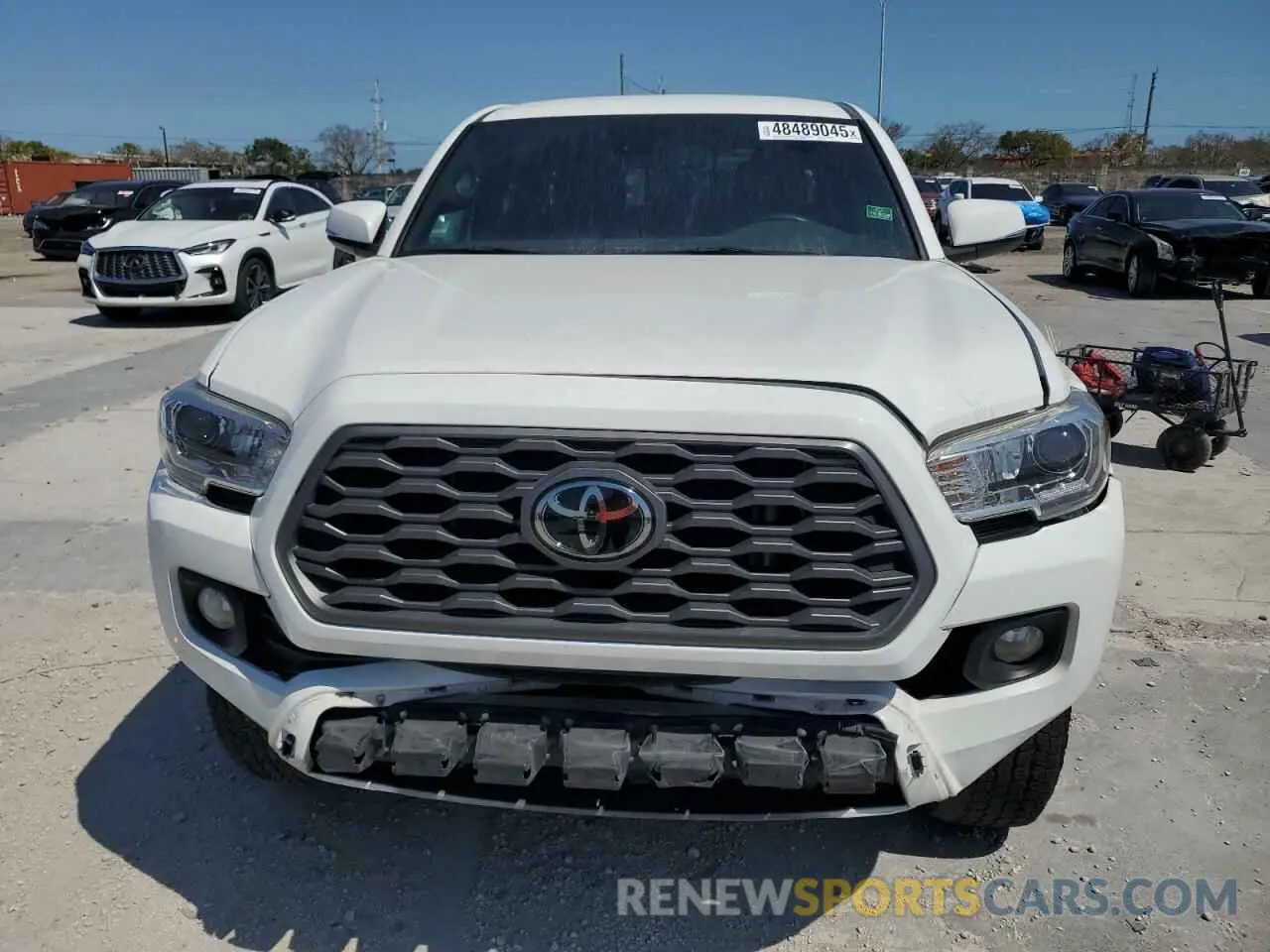 5 Photograph of a damaged car 3TMCZ5AN8MM391881 TOYOTA TACOMA 2021