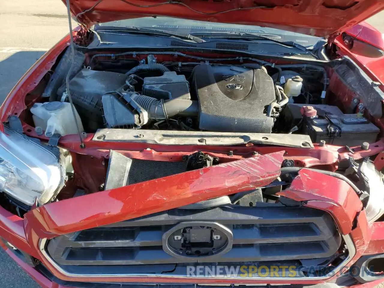 12 Photograph of a damaged car 3TMCZ5AN8MM401342 TOYOTA TACOMA 2021