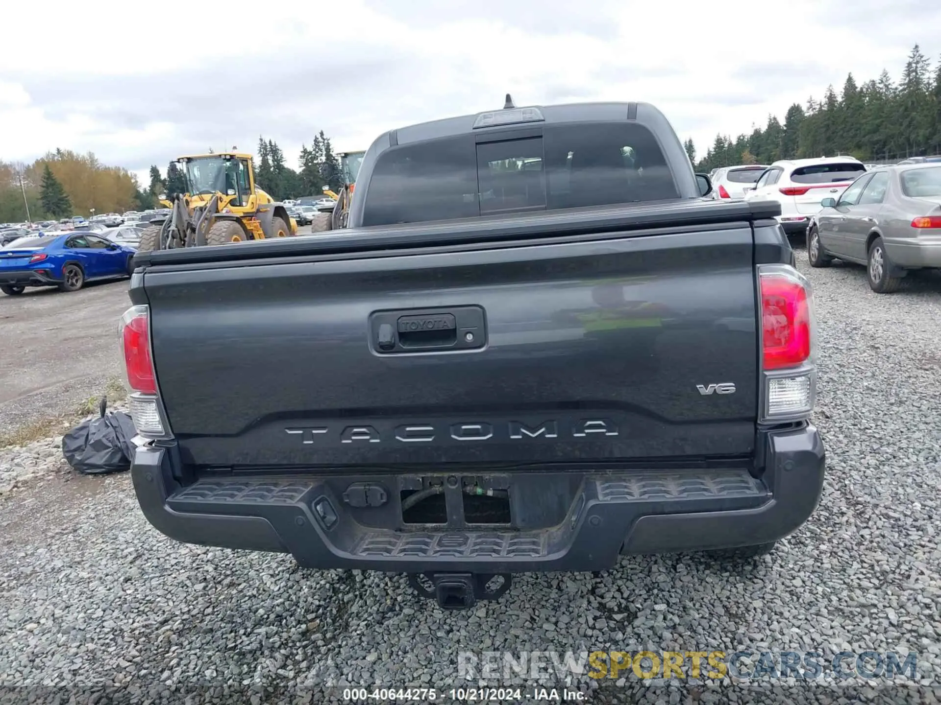 15 Photograph of a damaged car 3TMCZ5AN8MM423759 TOYOTA TACOMA 2021