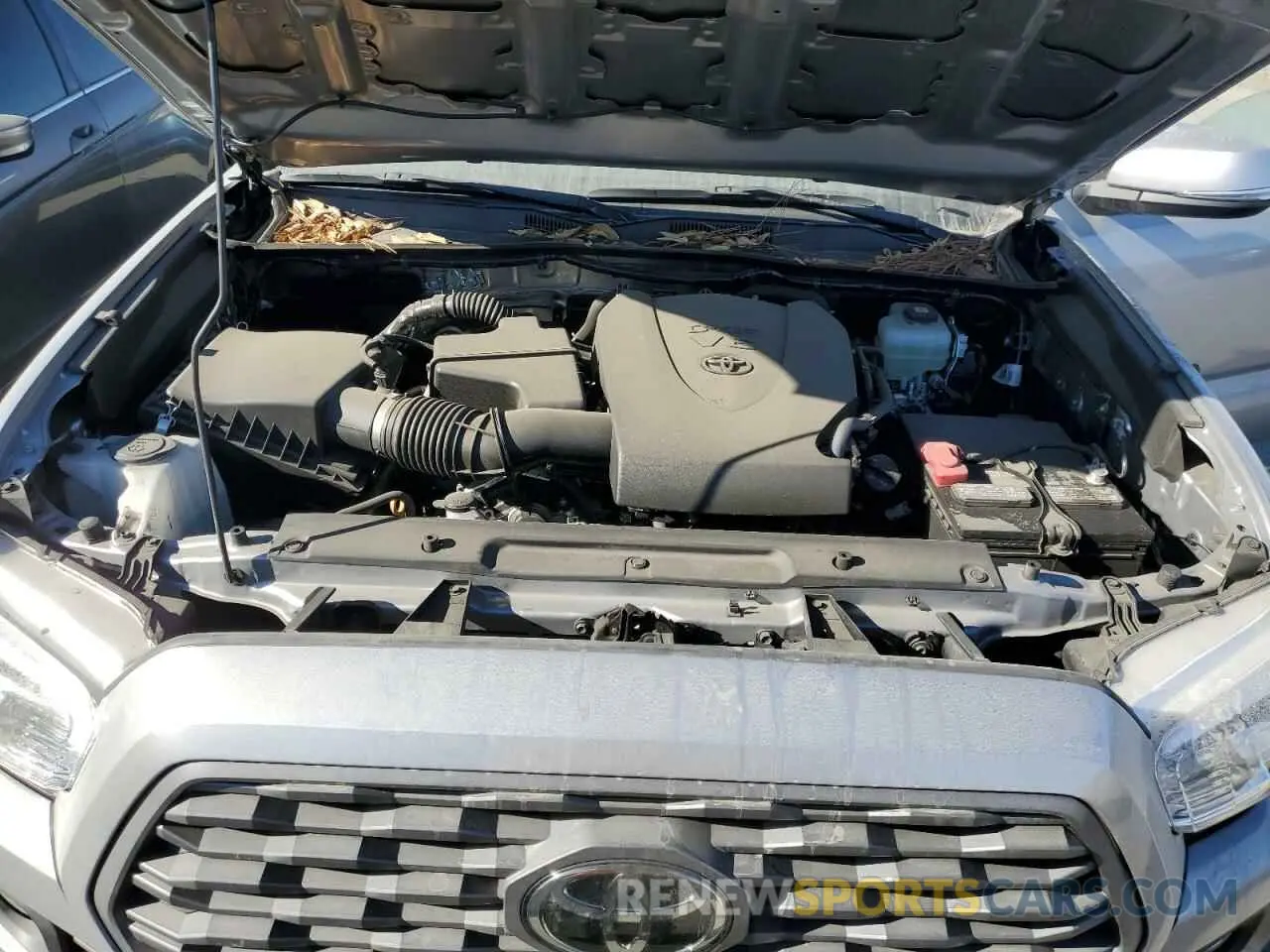 11 Photograph of a damaged car 3TMCZ5AN8MM424328 TOYOTA TACOMA 2021