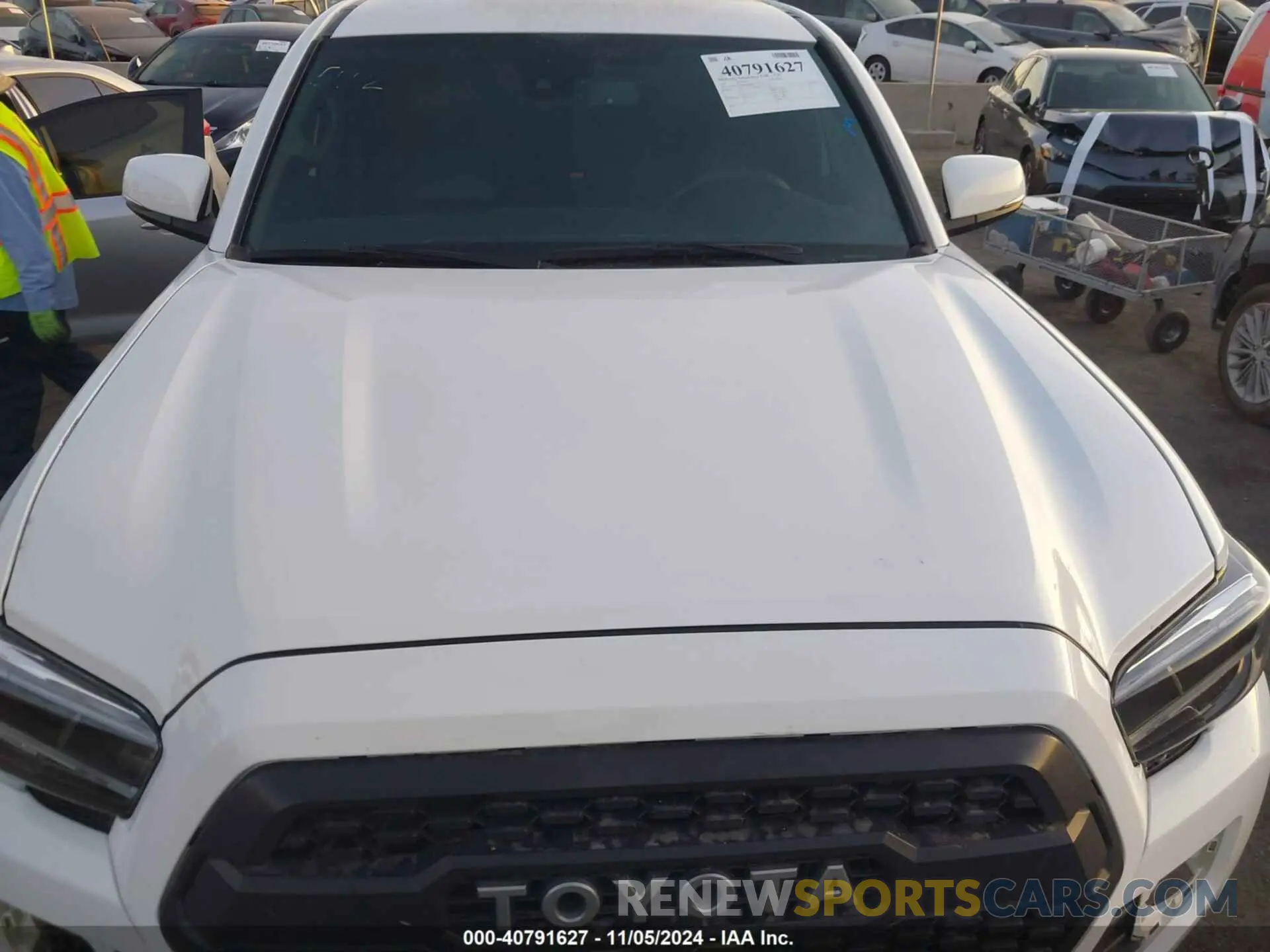 6 Photograph of a damaged car 3TMCZ5AN8MM450489 TOYOTA TACOMA 2021