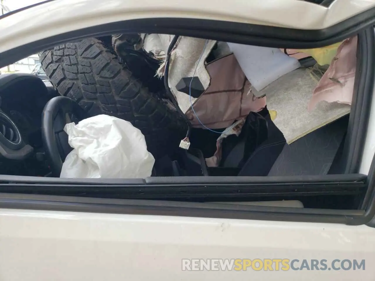 7 Photograph of a damaged car 3TMCZ5AN8MM451903 TOYOTA TACOMA 2021